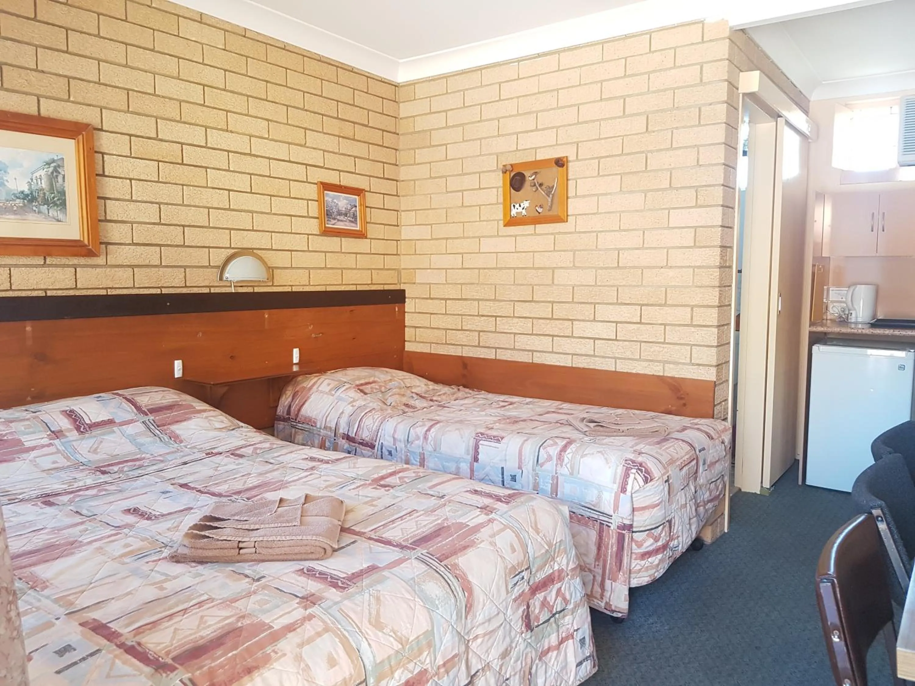 Bed in Lake Front Motel