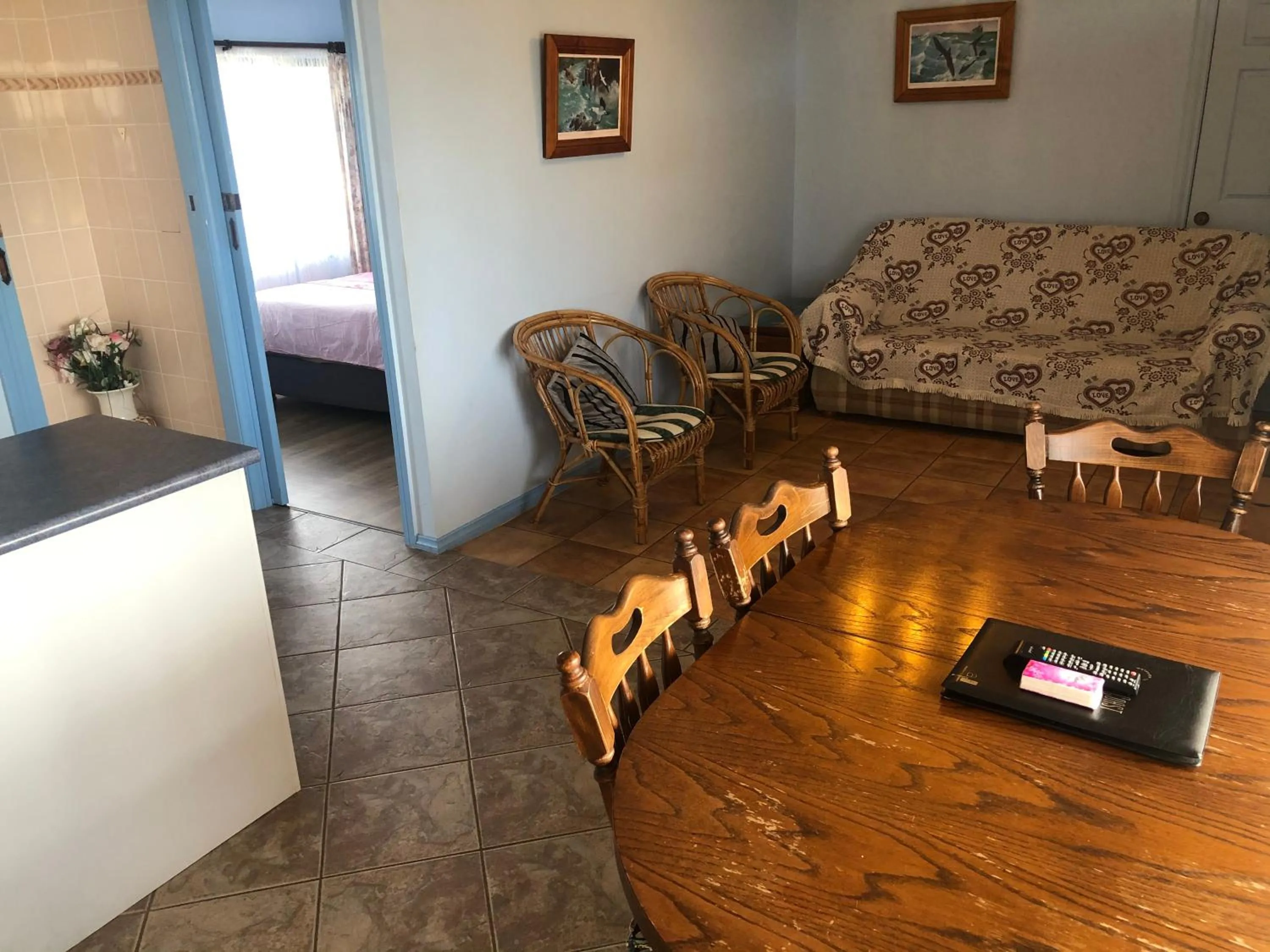 Lake Front Motel