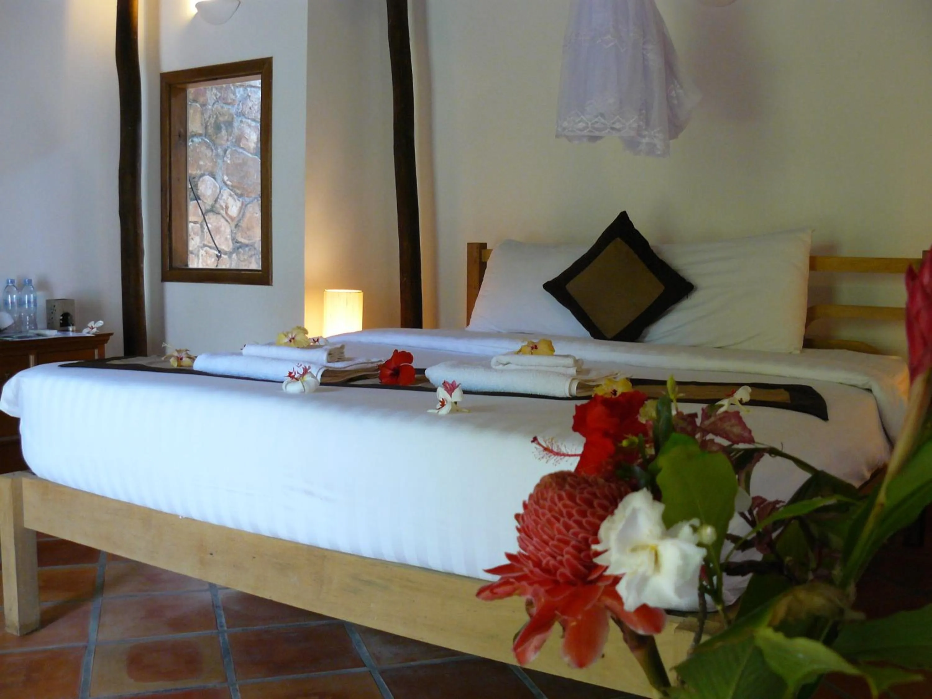 Bedroom, Bed in Mealea Resort