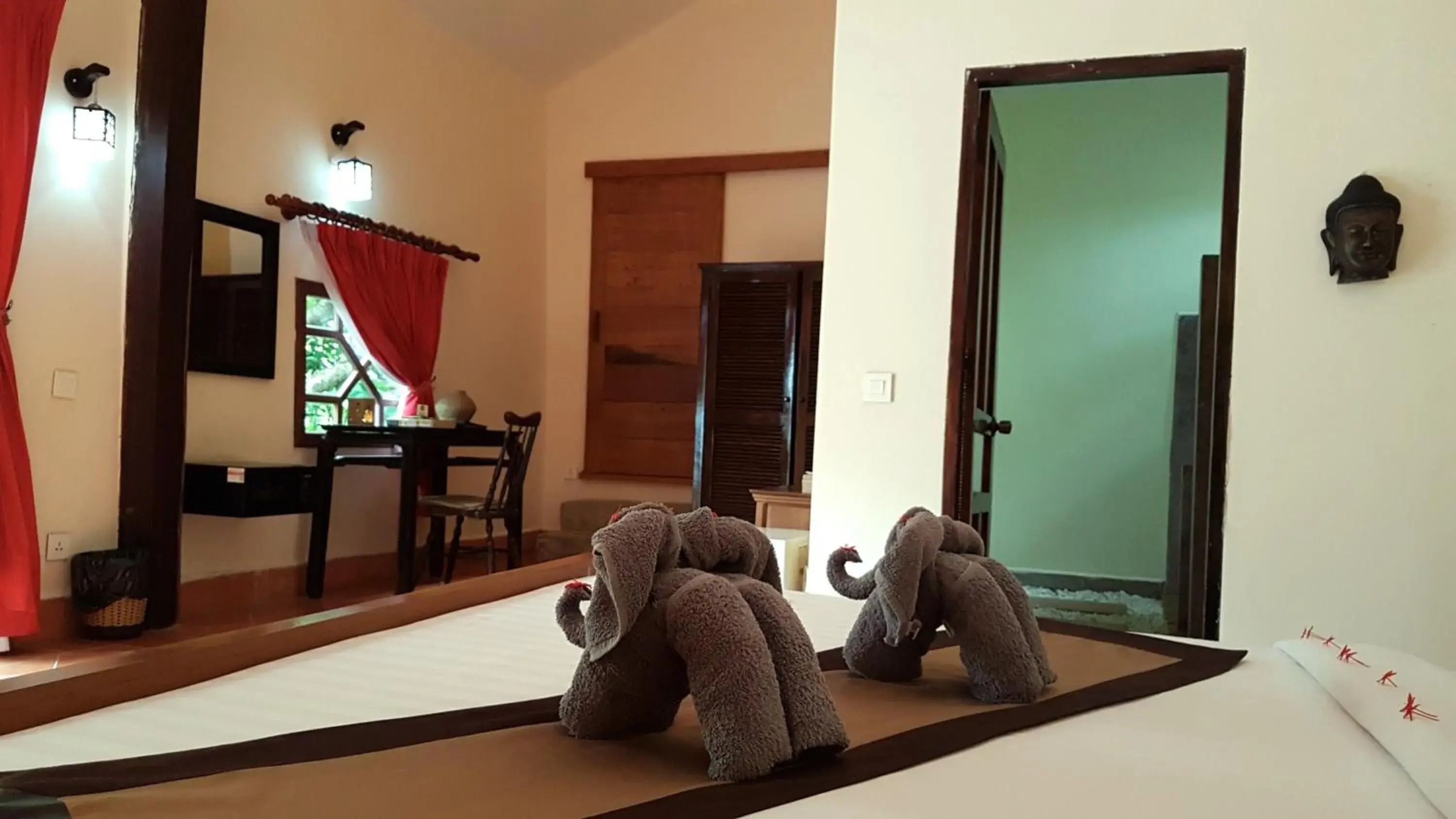 Photo of the whole room, Bed in Mealea Resort Photo of the whole room, Bed in Mealea Resort