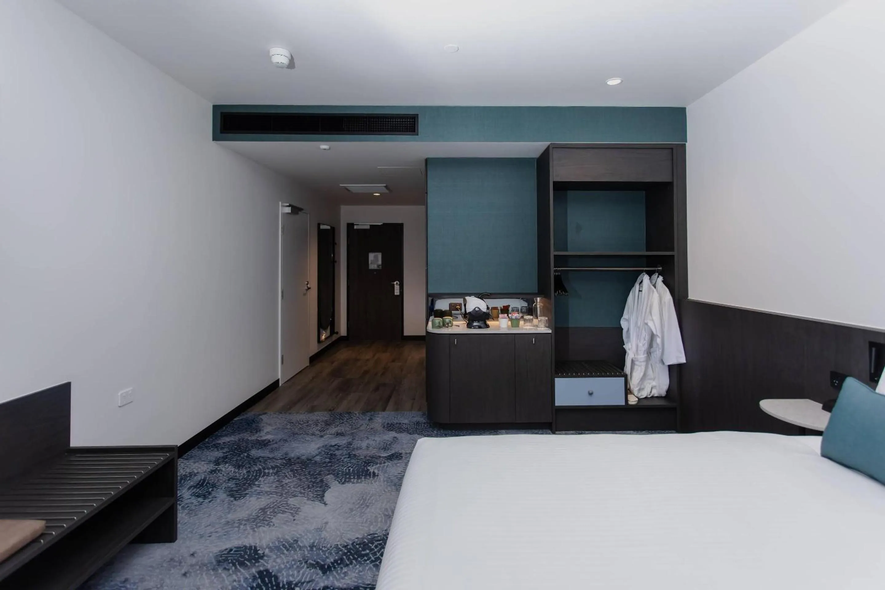 Bedroom, Bed in Bayside Geelong Hotel & Apartments, an Ascend Collection Hotel
