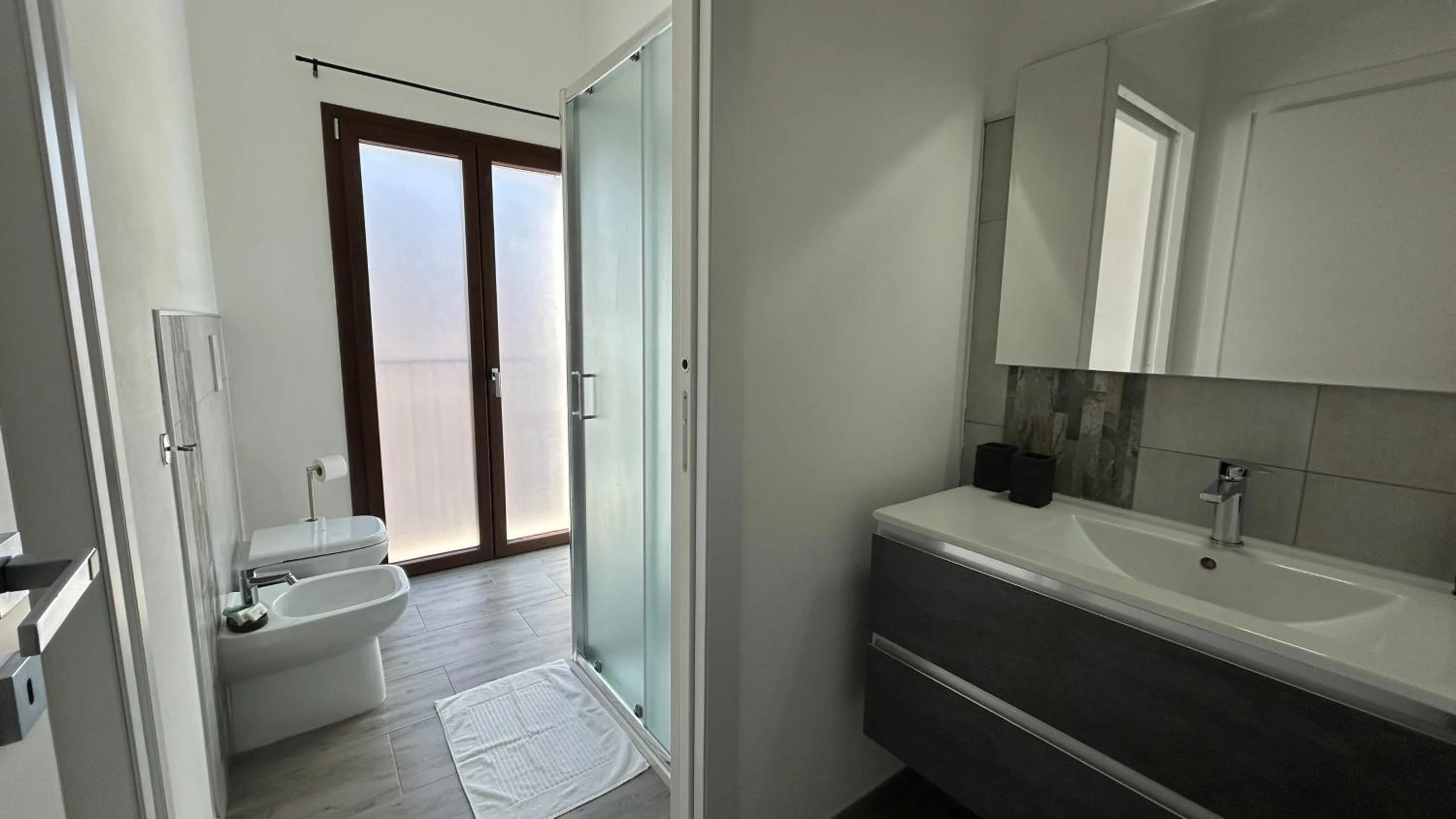 Shower in B&B Dea Madre