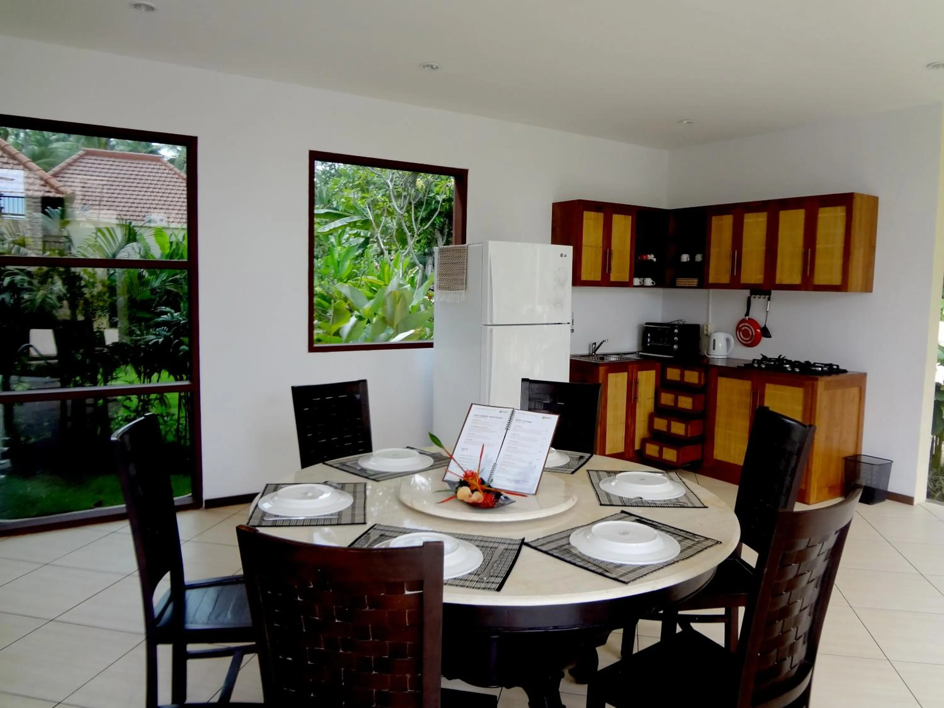 Kitchen or kitchenette in Orlowsky Discovery Candidasa Hotel