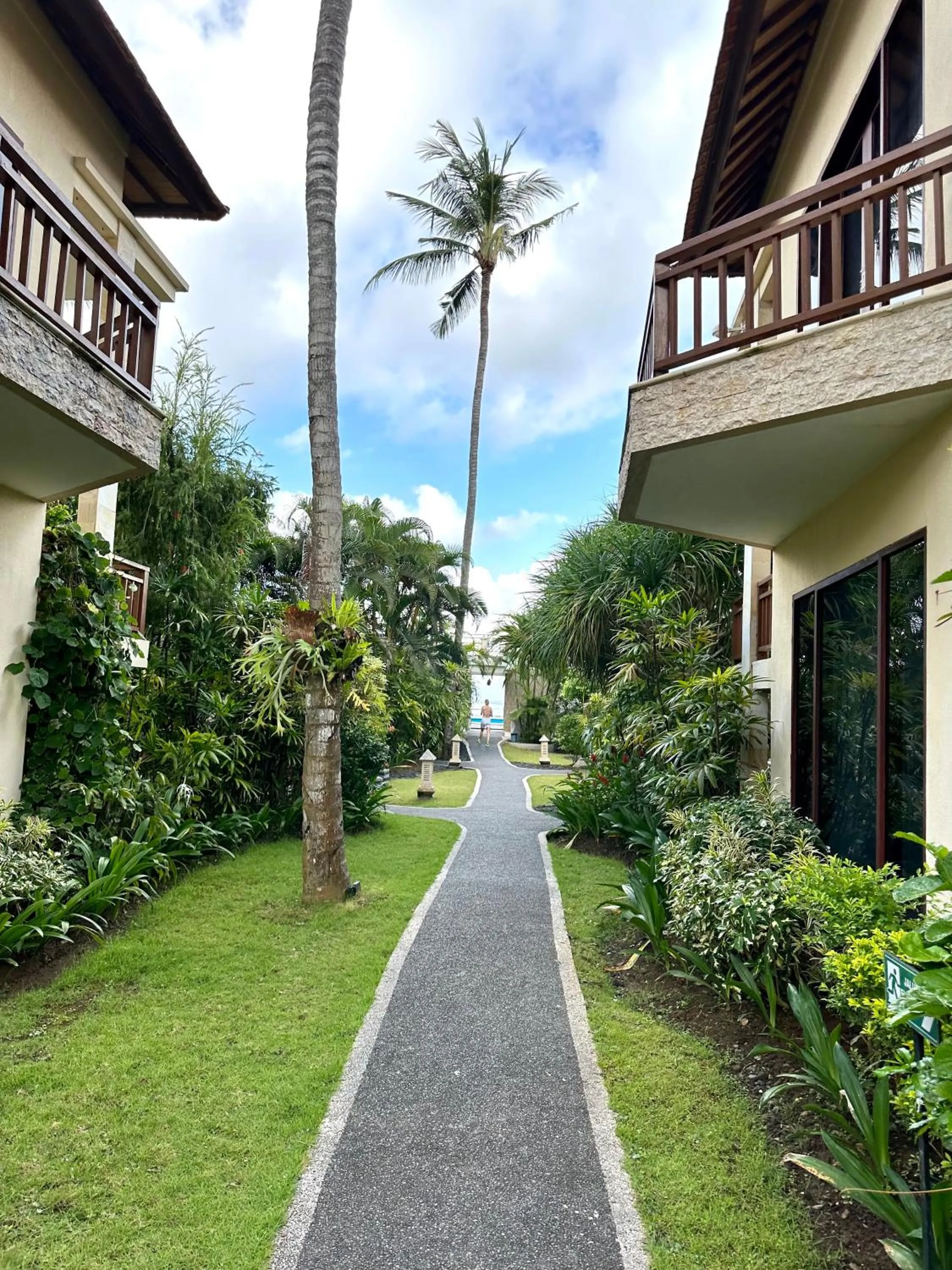 Garden view in Orlowsky Discovery Candidasa Hotel