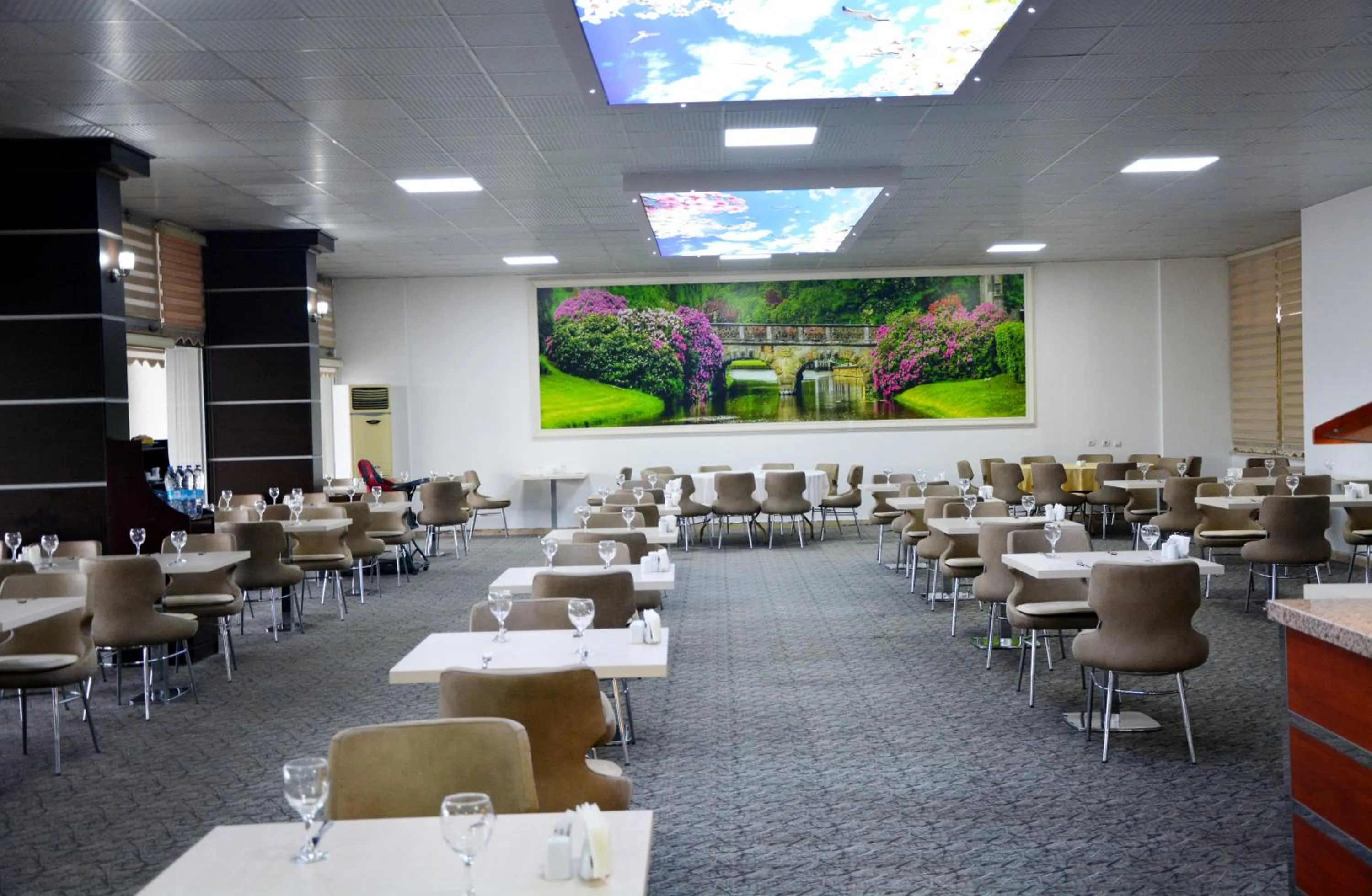 Restaurant/places to eat in GARDEN KALE THERMAL HOTEL