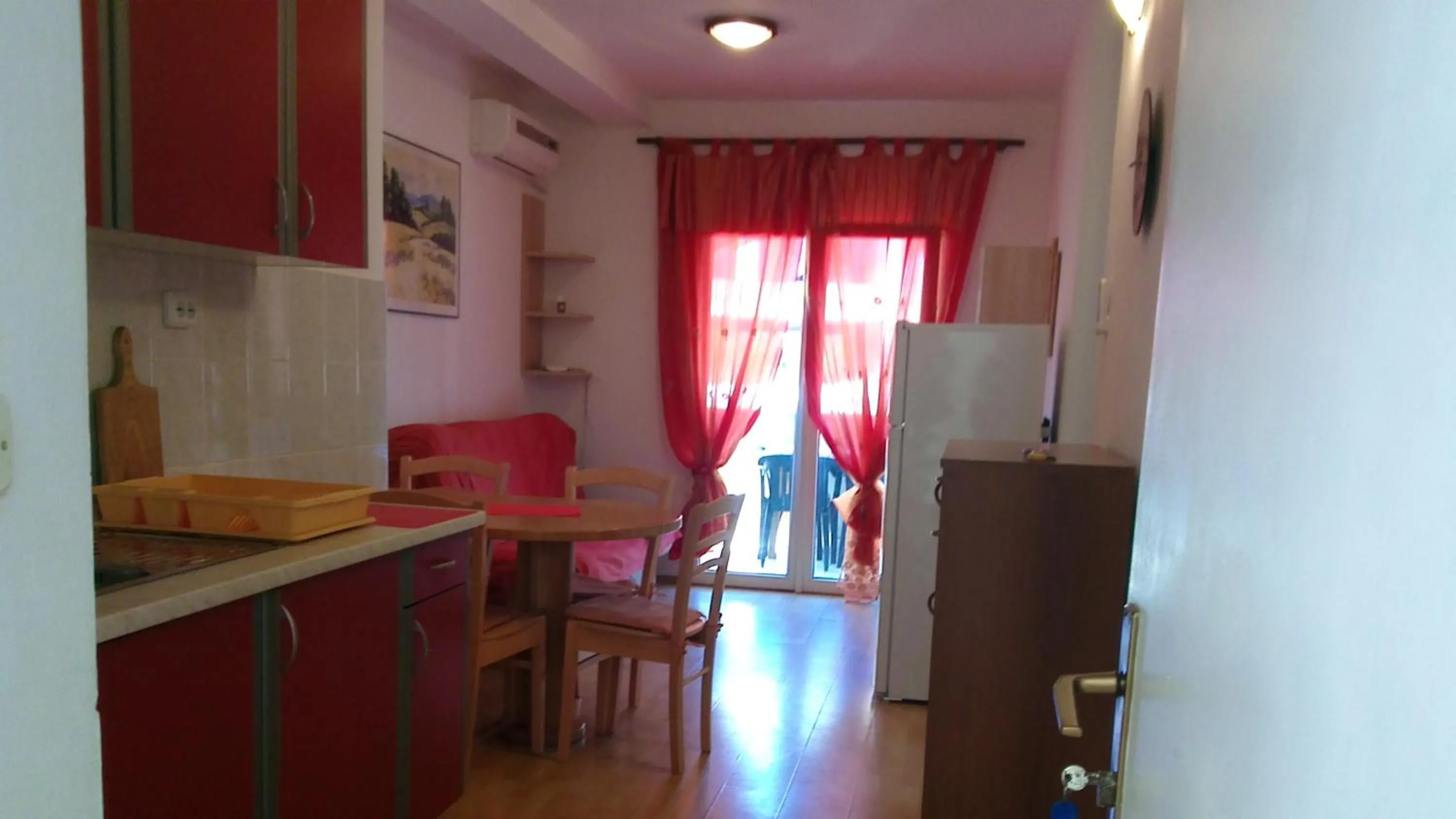 Kitchen or kitchenette in Charming Apartment in Zadar, Sea View