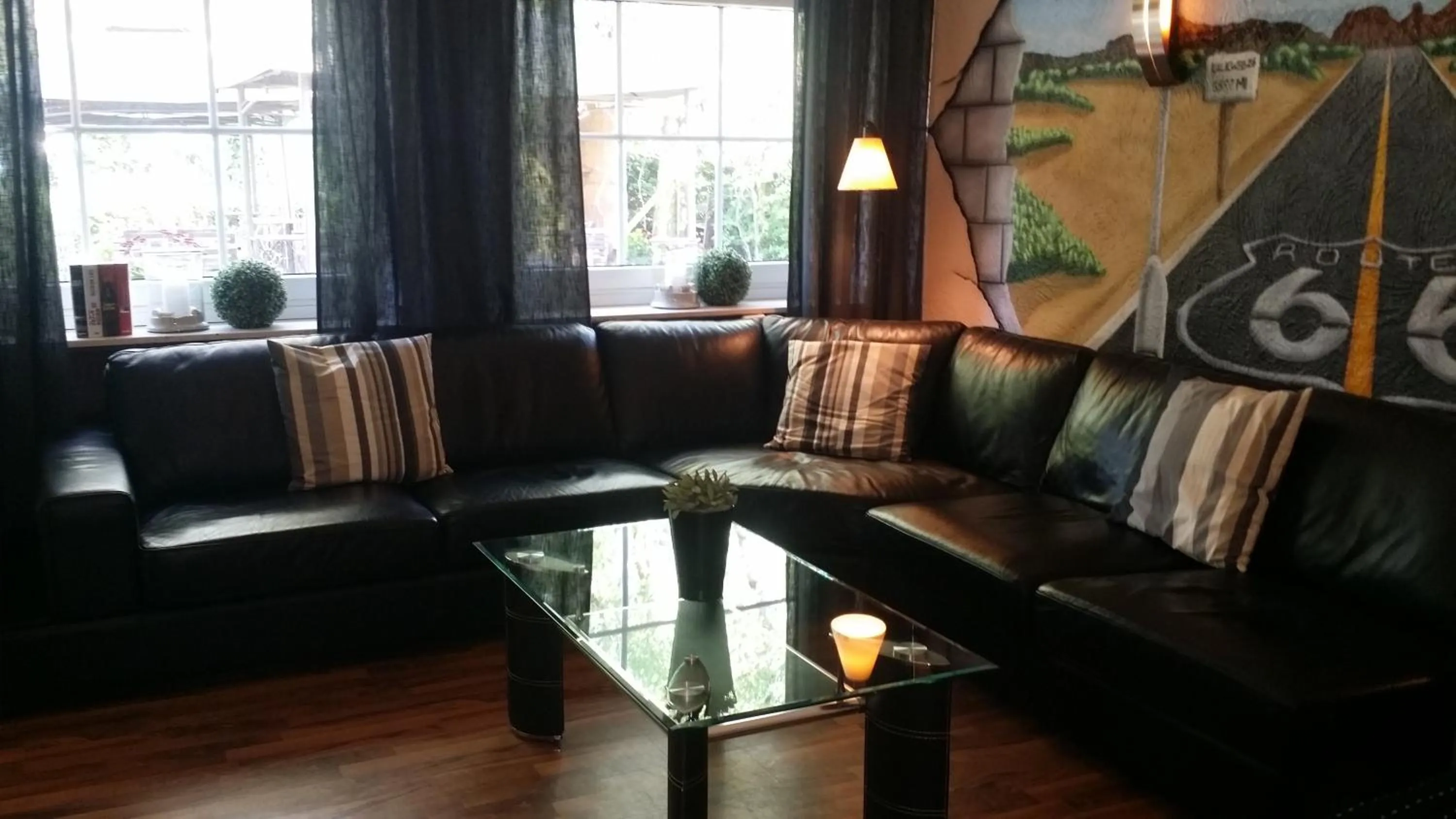 Communal lounge/ TV room in Hotel am Stadion