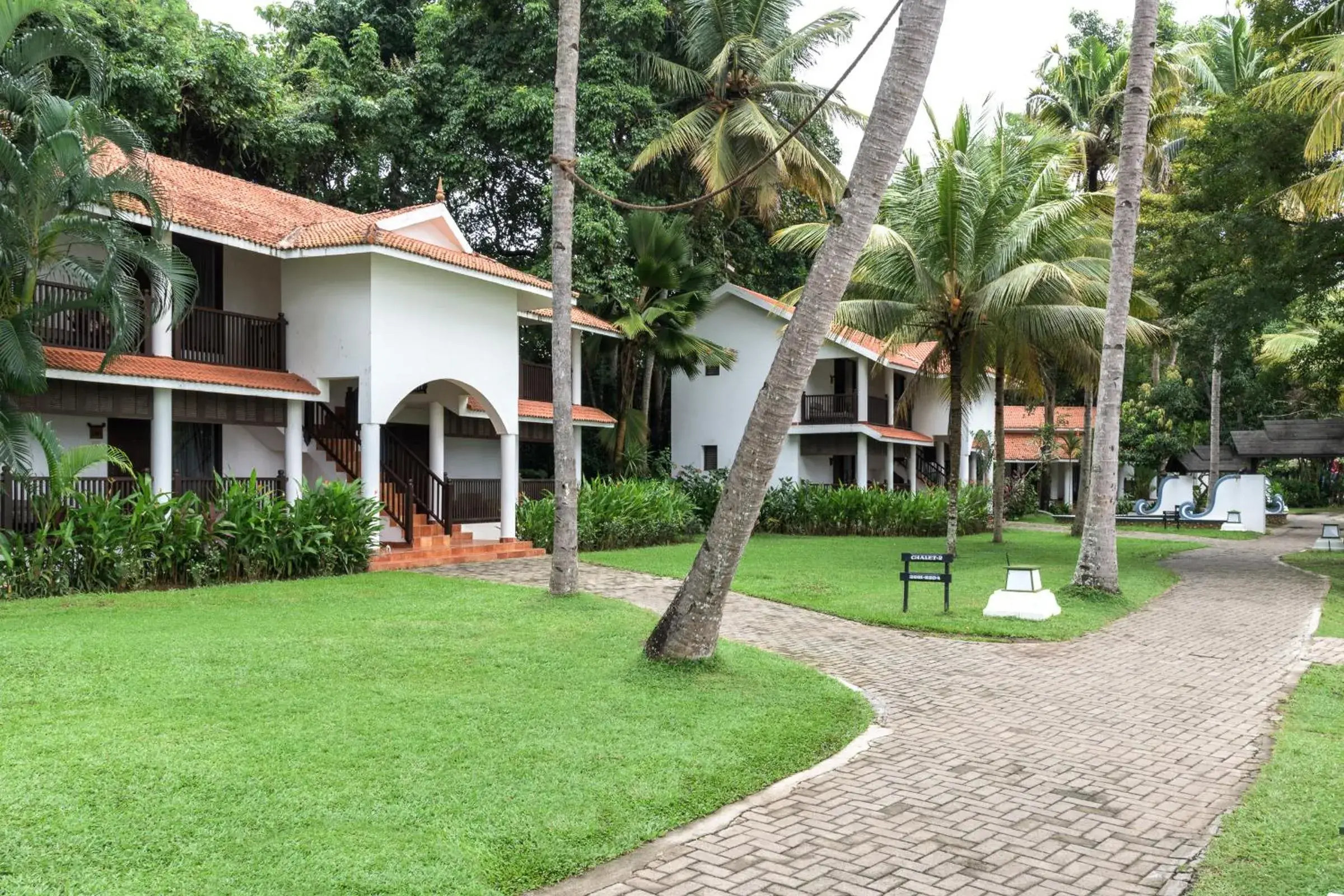 Property building in Club Mahindra Ashtamudi Property building in Club Mahindra Ashtamudi
