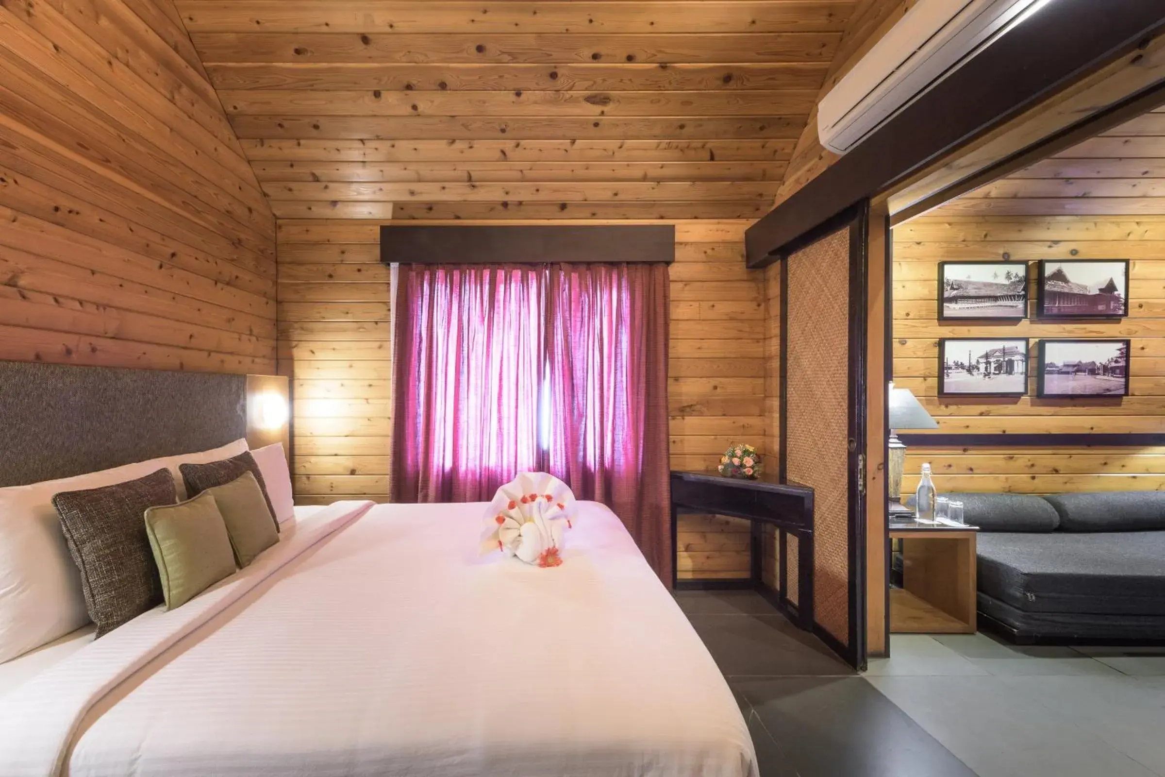 Bed in Club Mahindra Ashtamudi Bed in Club Mahindra Ashtamudi