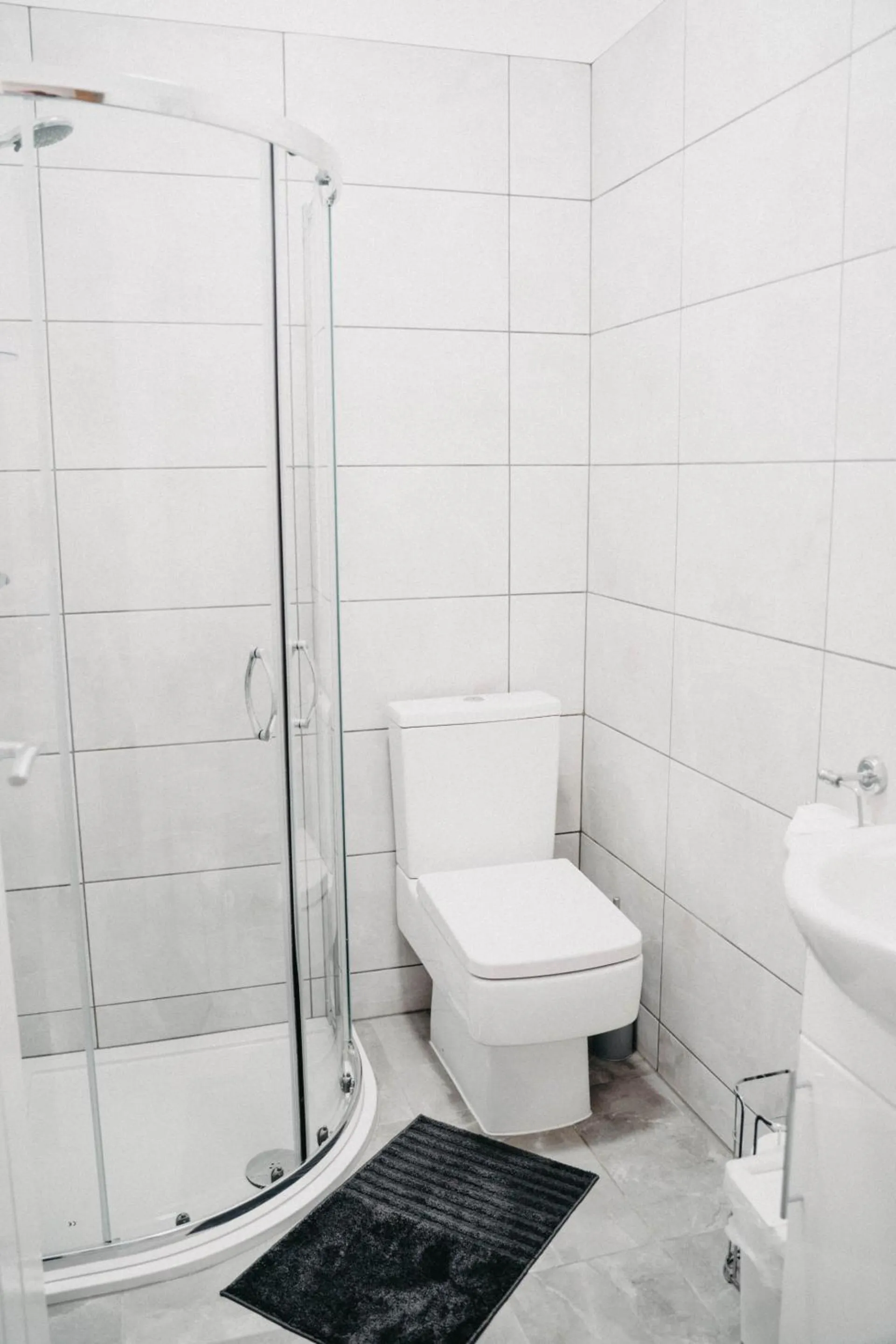 Bathroom in Flat Iron Anfield