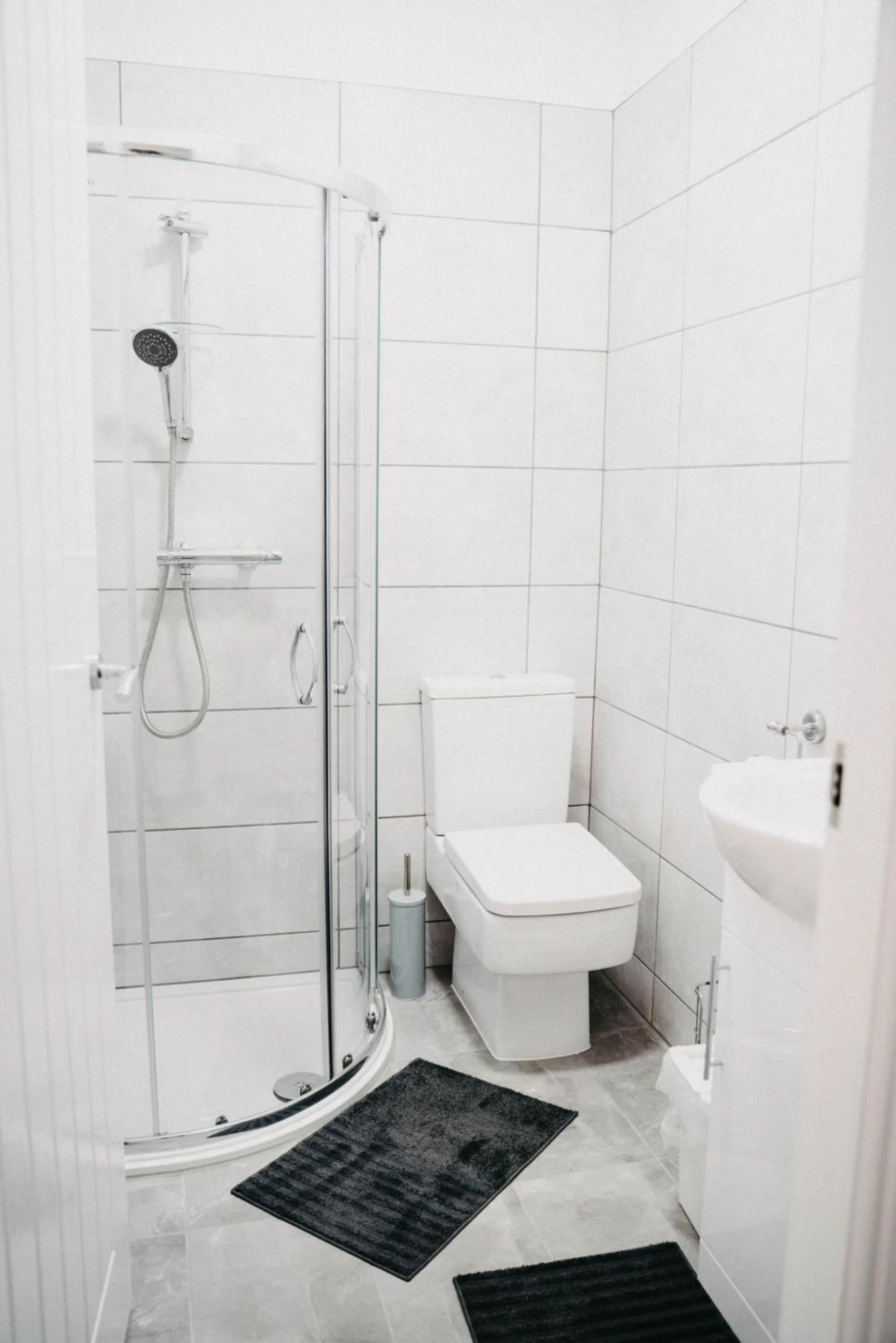 Bathroom in Flat Iron Anfield