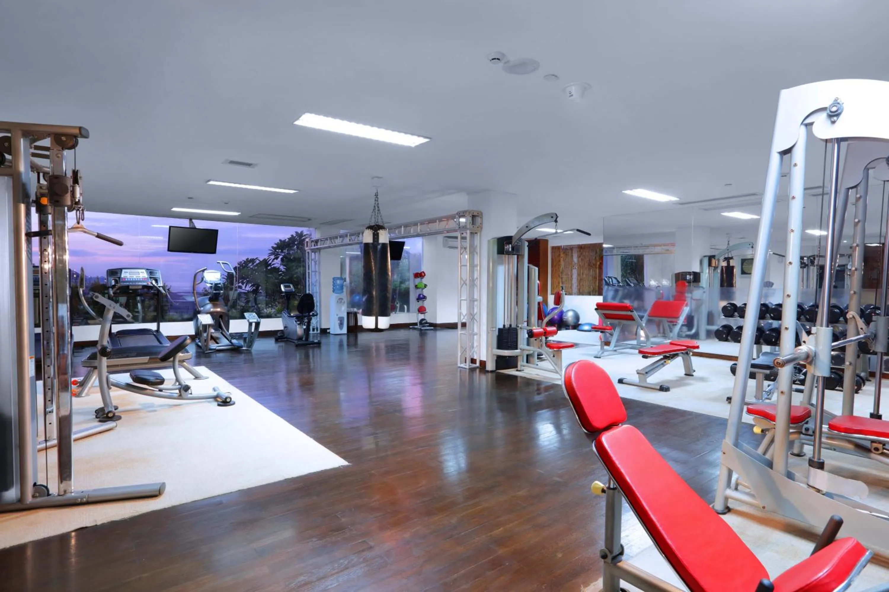 Fitness centre/facilities in Lv8 Resort Hotel
