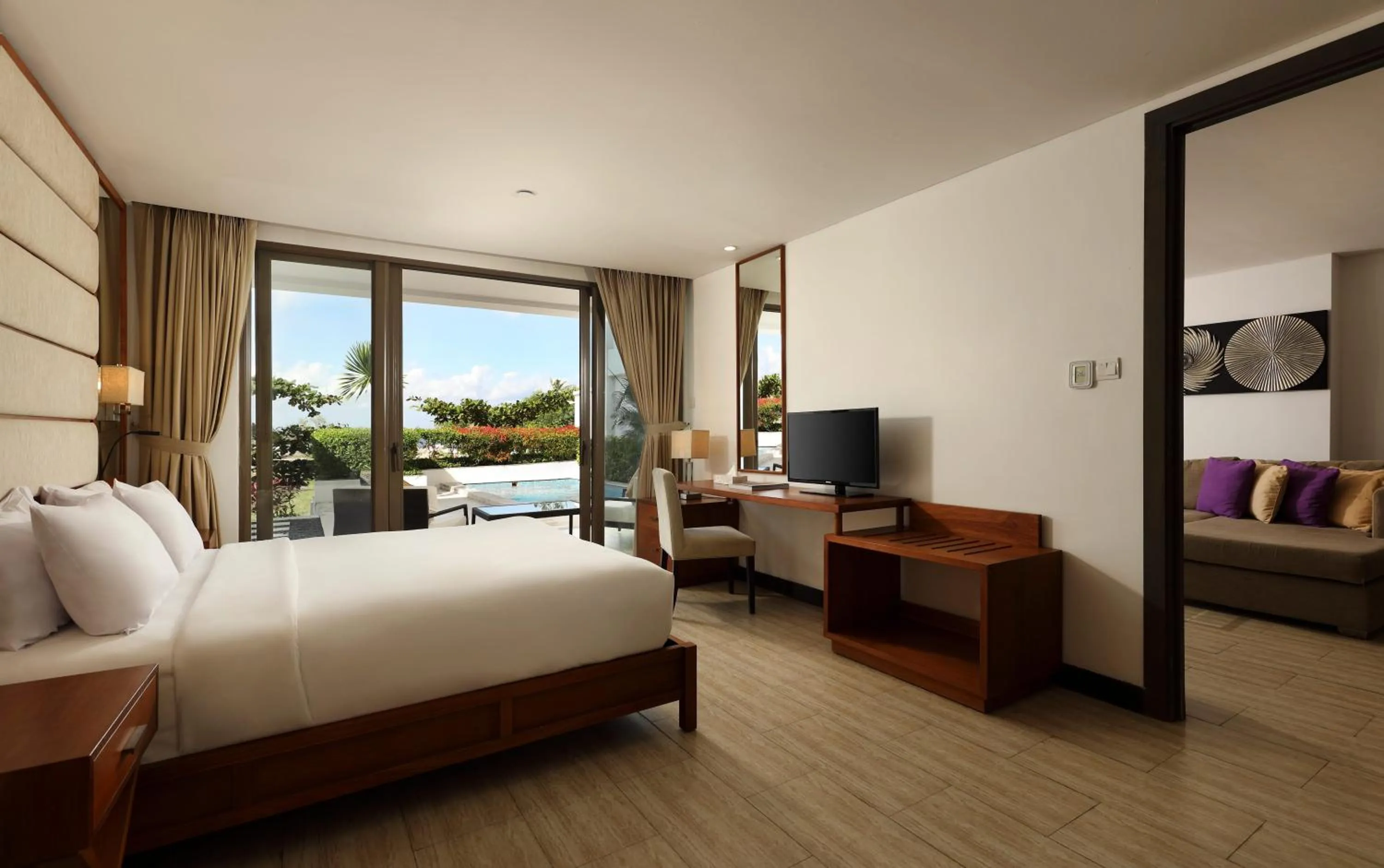Property building, Bed in Lv8 Resort Hotel