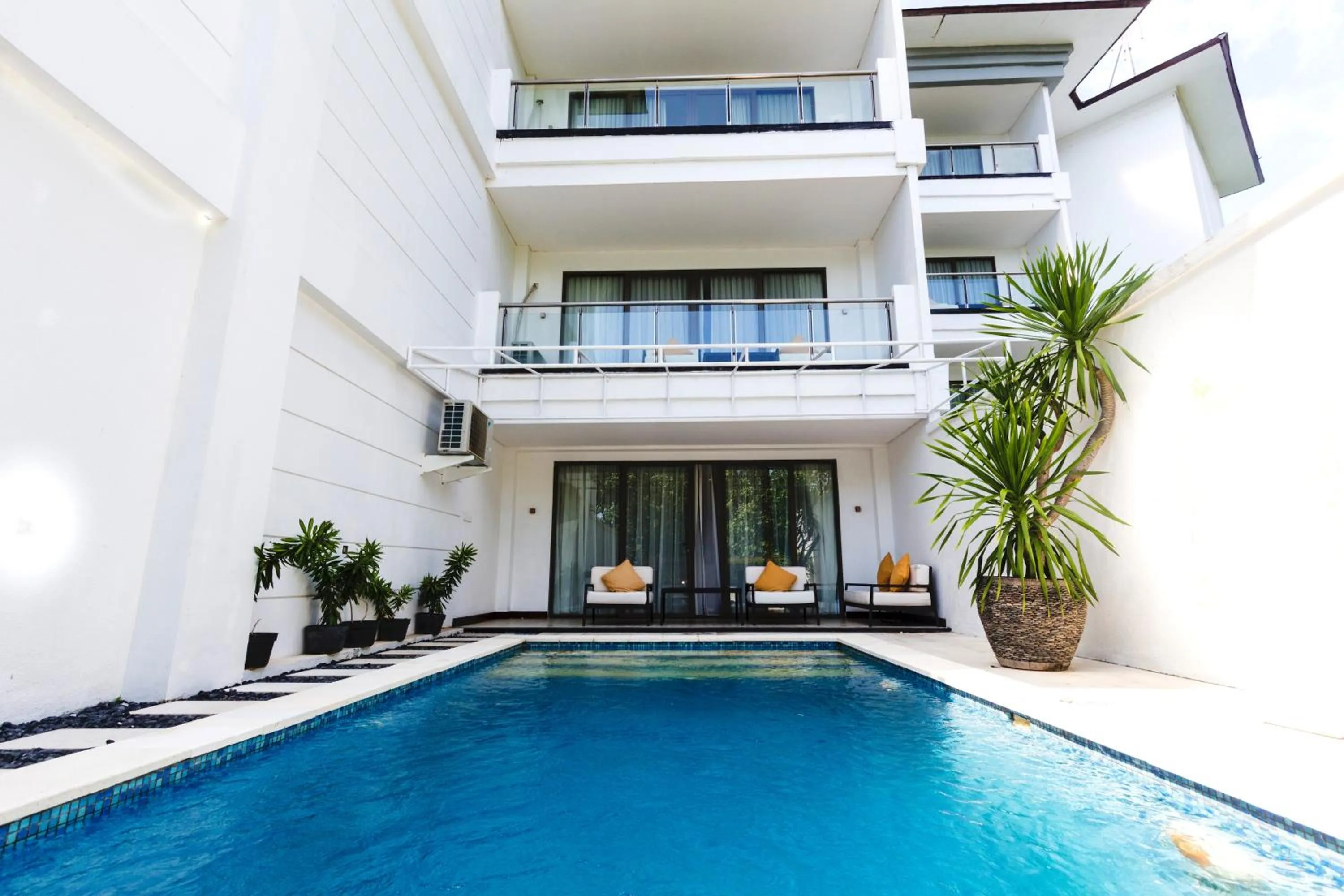 Balcony/Terrace in Lv8 Resort Hotel