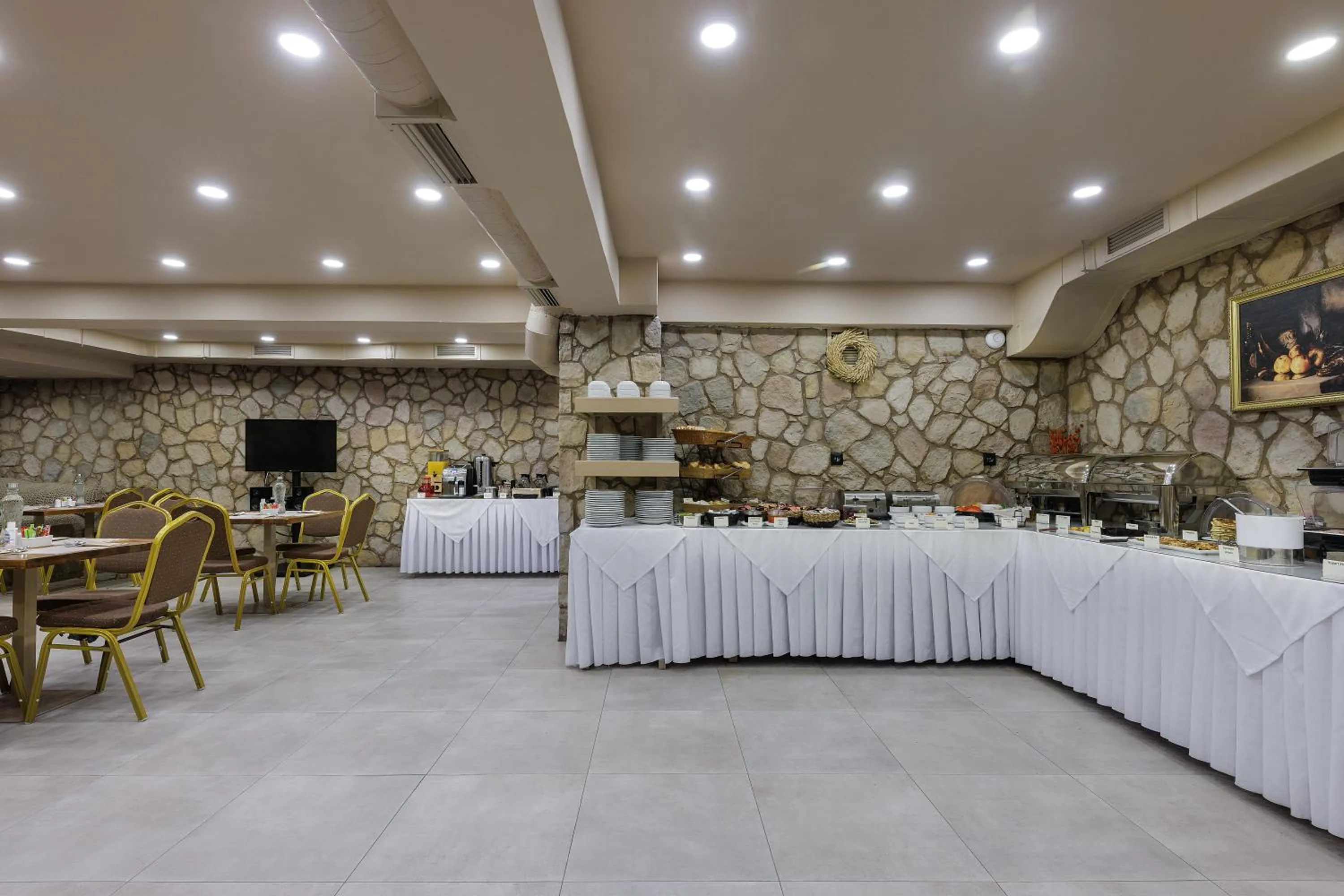 Breakfast in Athens Manor Houses