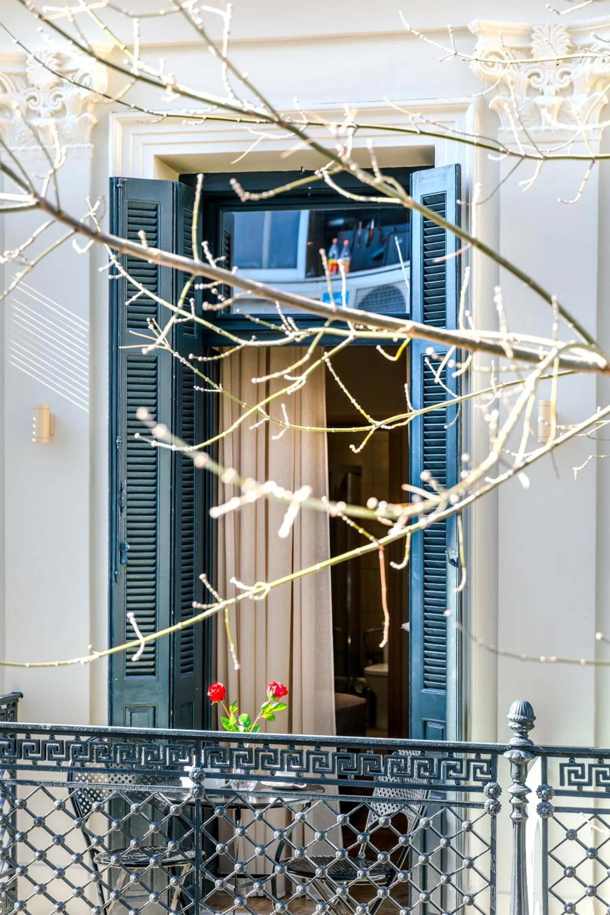 Day in Athens Manor Houses