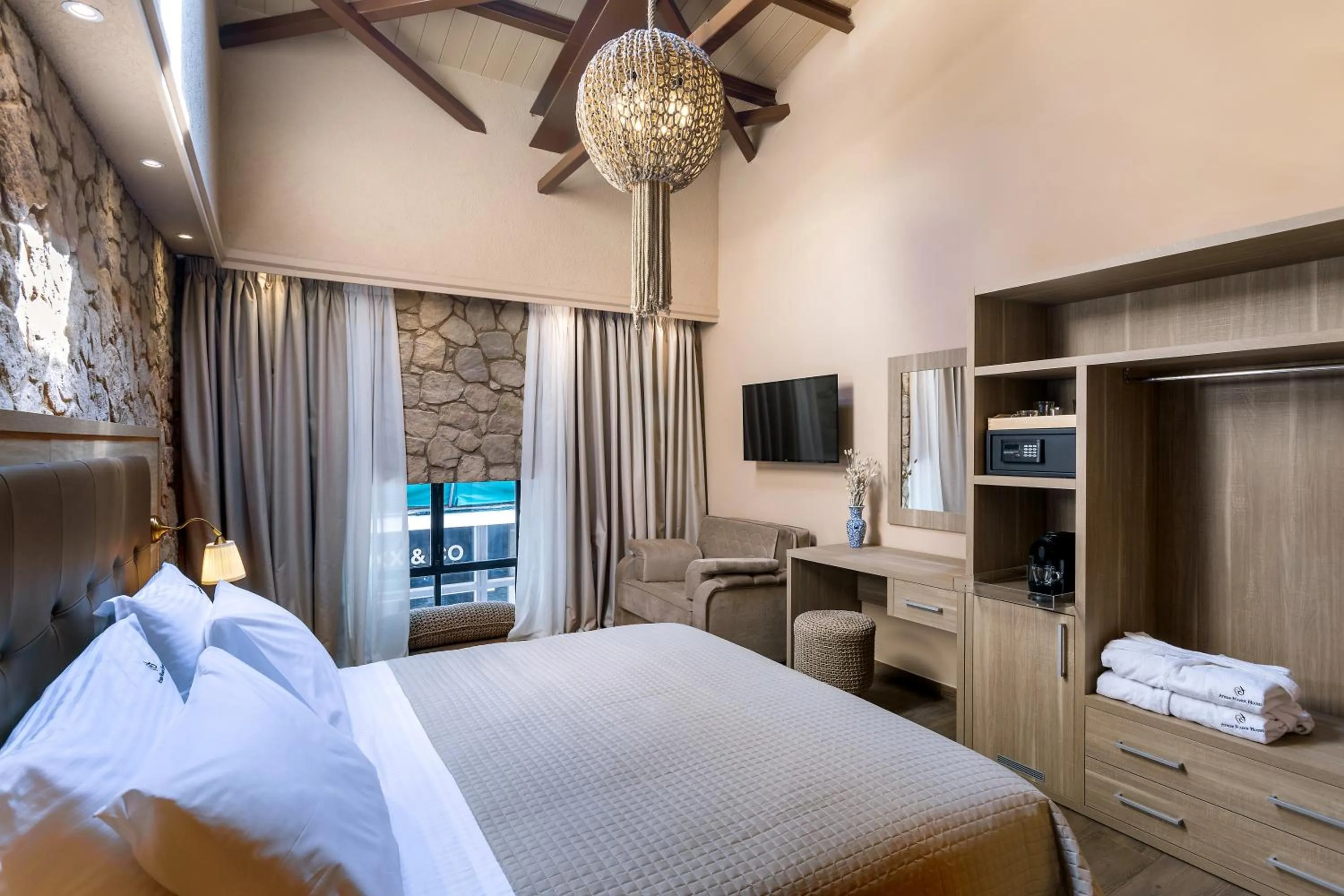 Bed in Athens Manor Houses