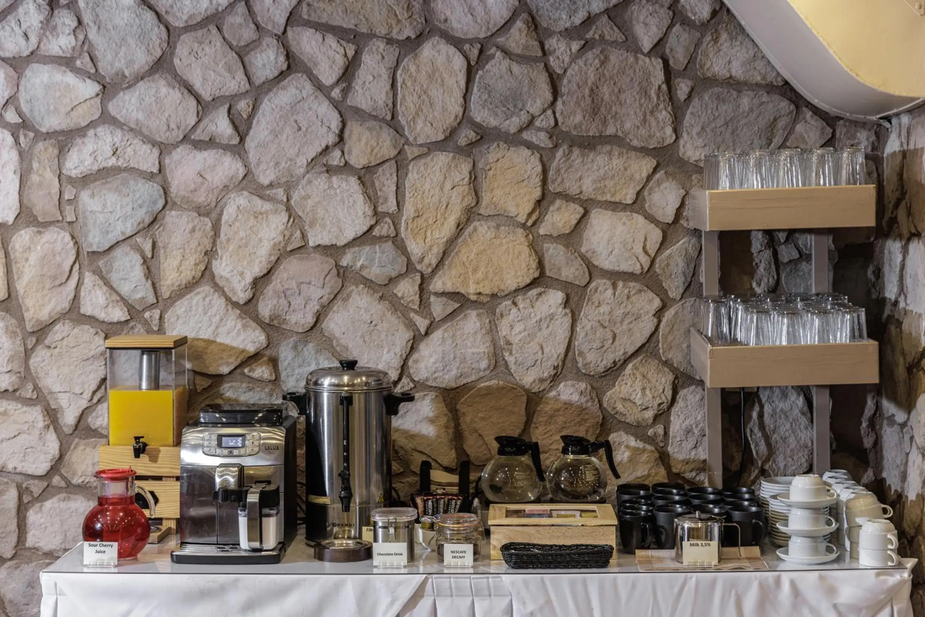 Breakfast in Athens Manor Houses Breakfast in Athens Manor Houses