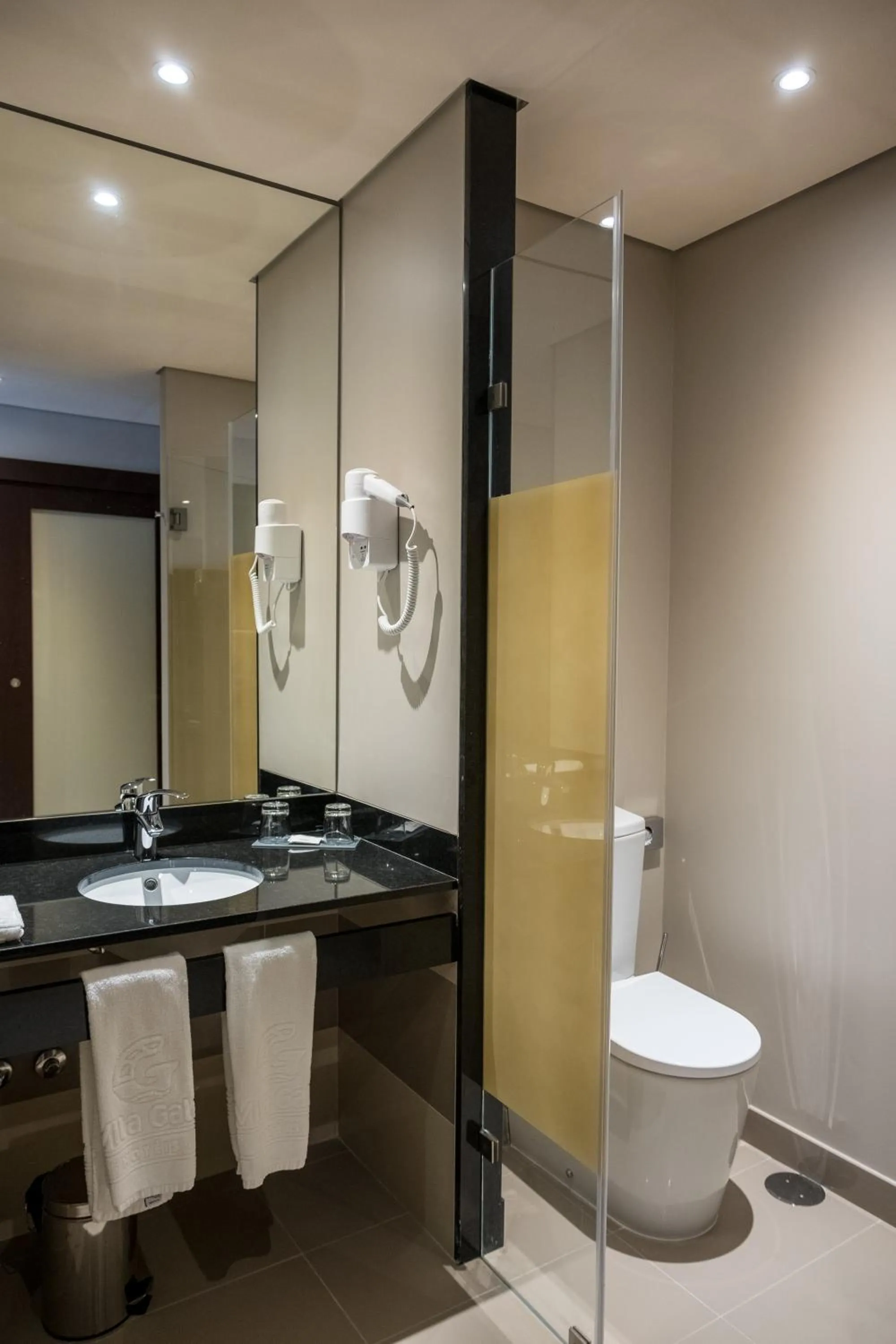 Bathroom in Vila Gale Douro Vineyards