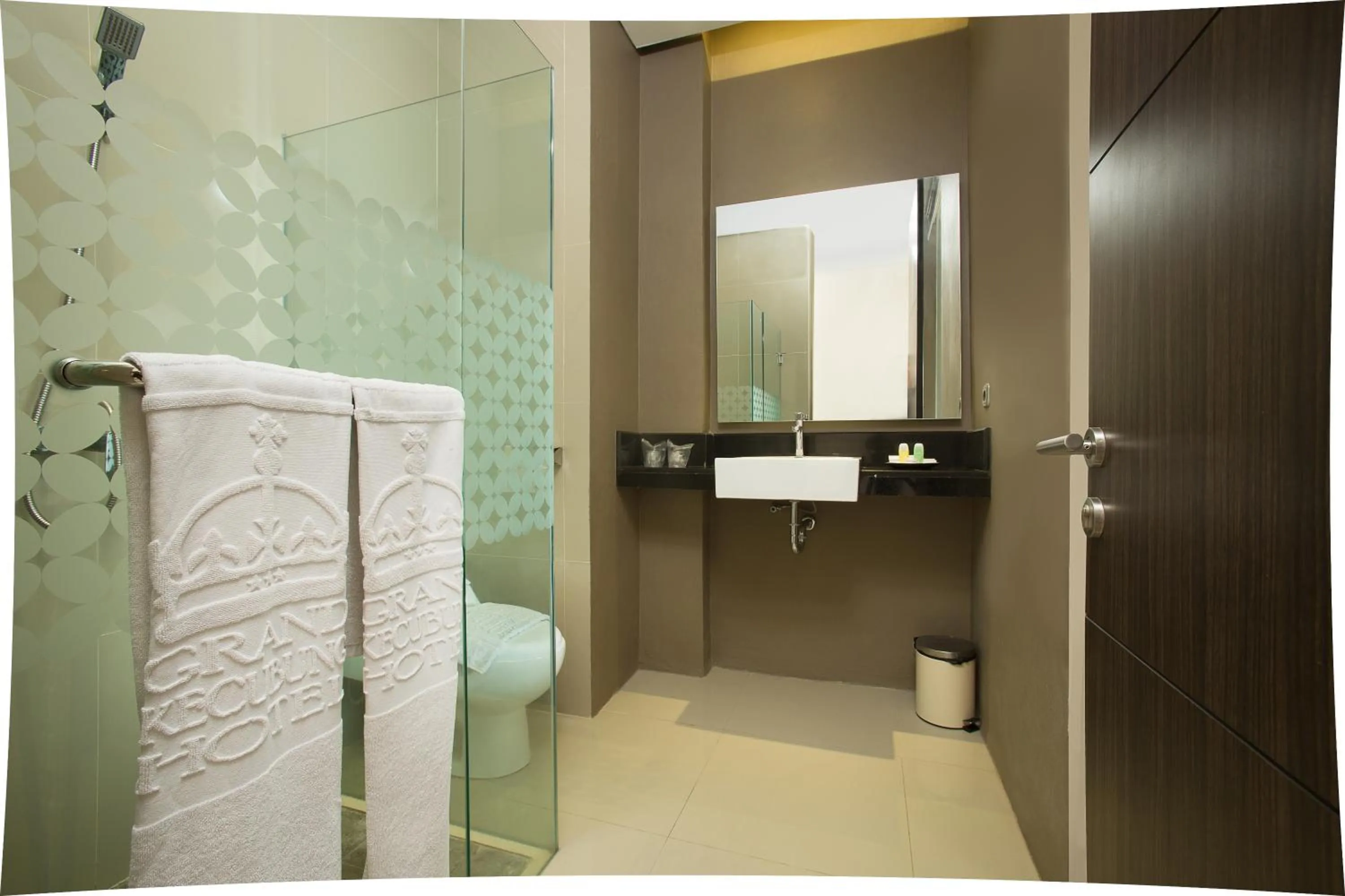 Grand Kecubung Hotel