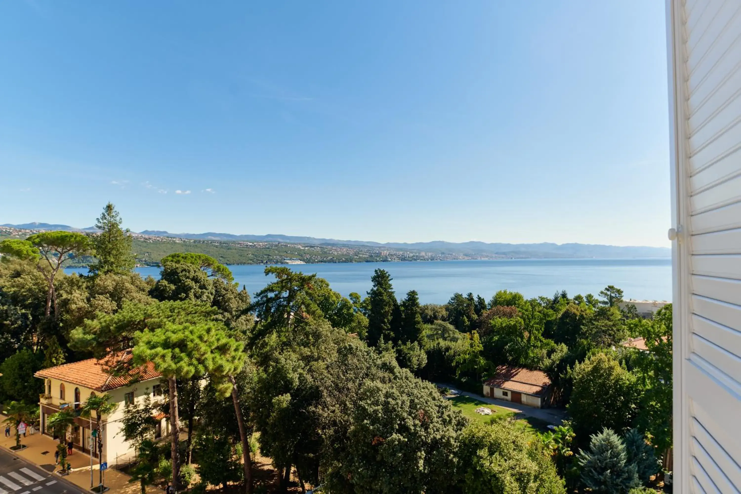 Standard Double Room - Sea Side in Hotel Paris Standard Double Room - Sea Side in Hotel Paris