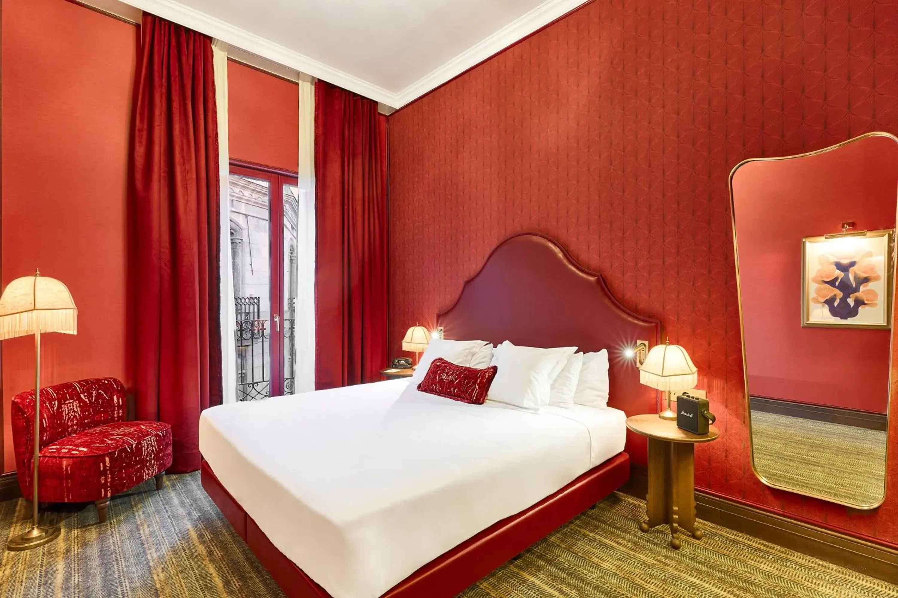 Bed in Hotel España Ramblas Bed in Hotel España Ramblas