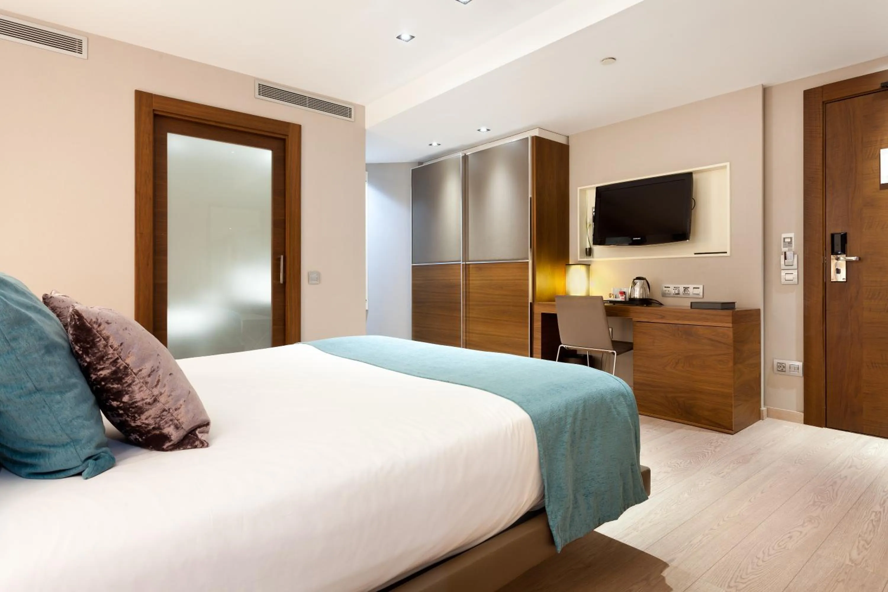 Bed in Hotel España Ramblas