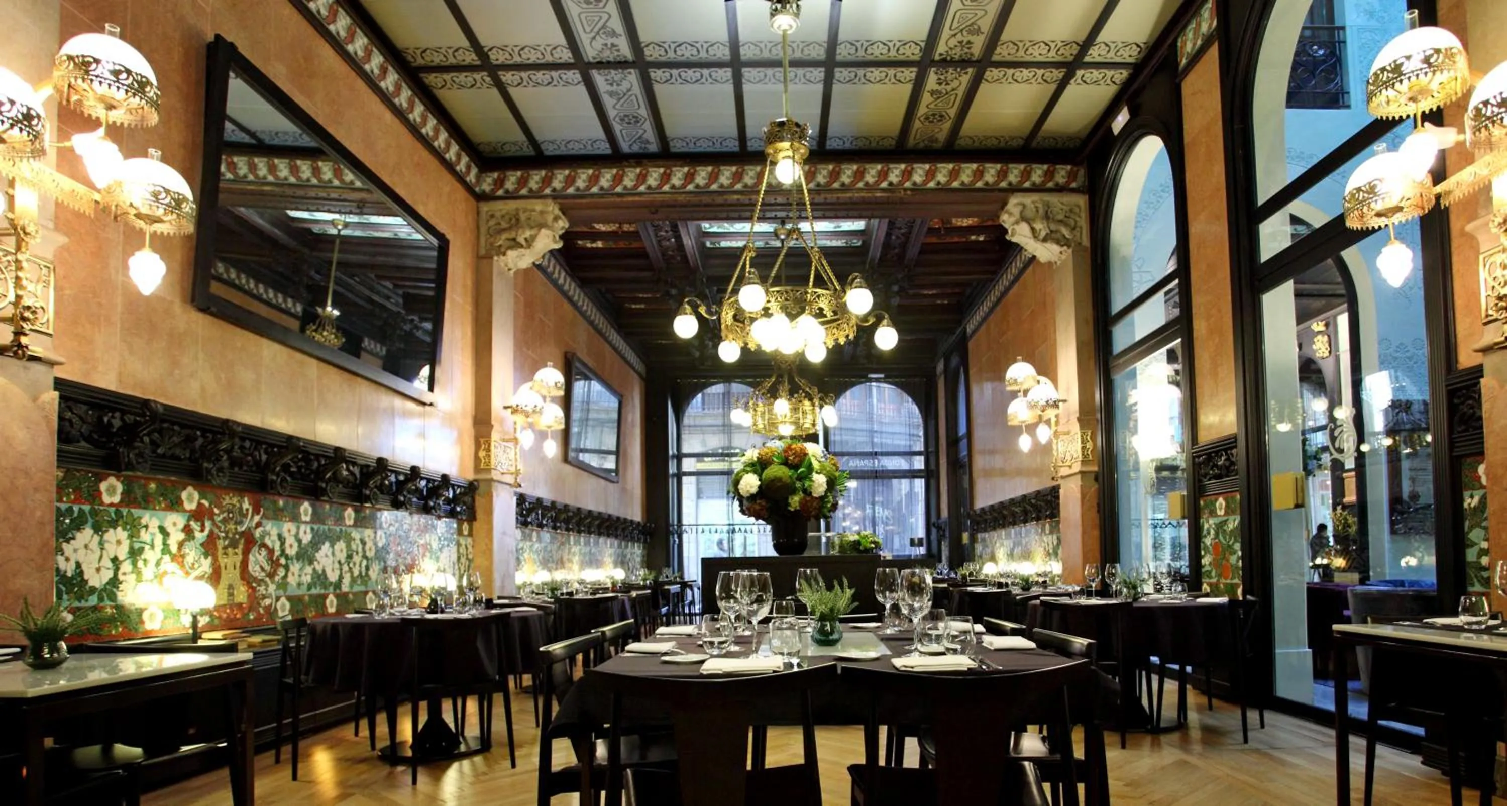 Restaurant/places to eat in Hotel España Ramblas