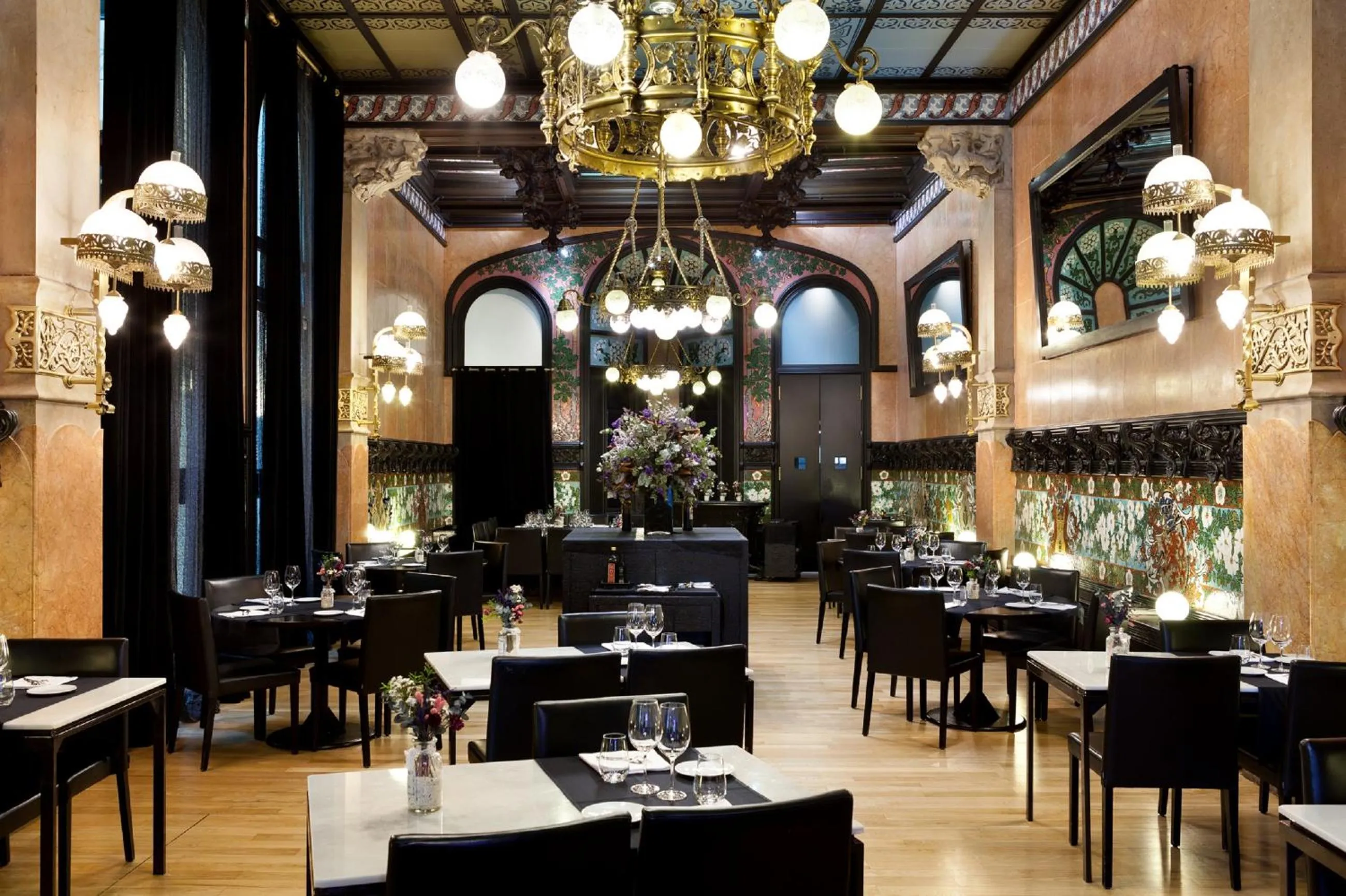 Restaurant/places to eat in Hotel España Ramblas