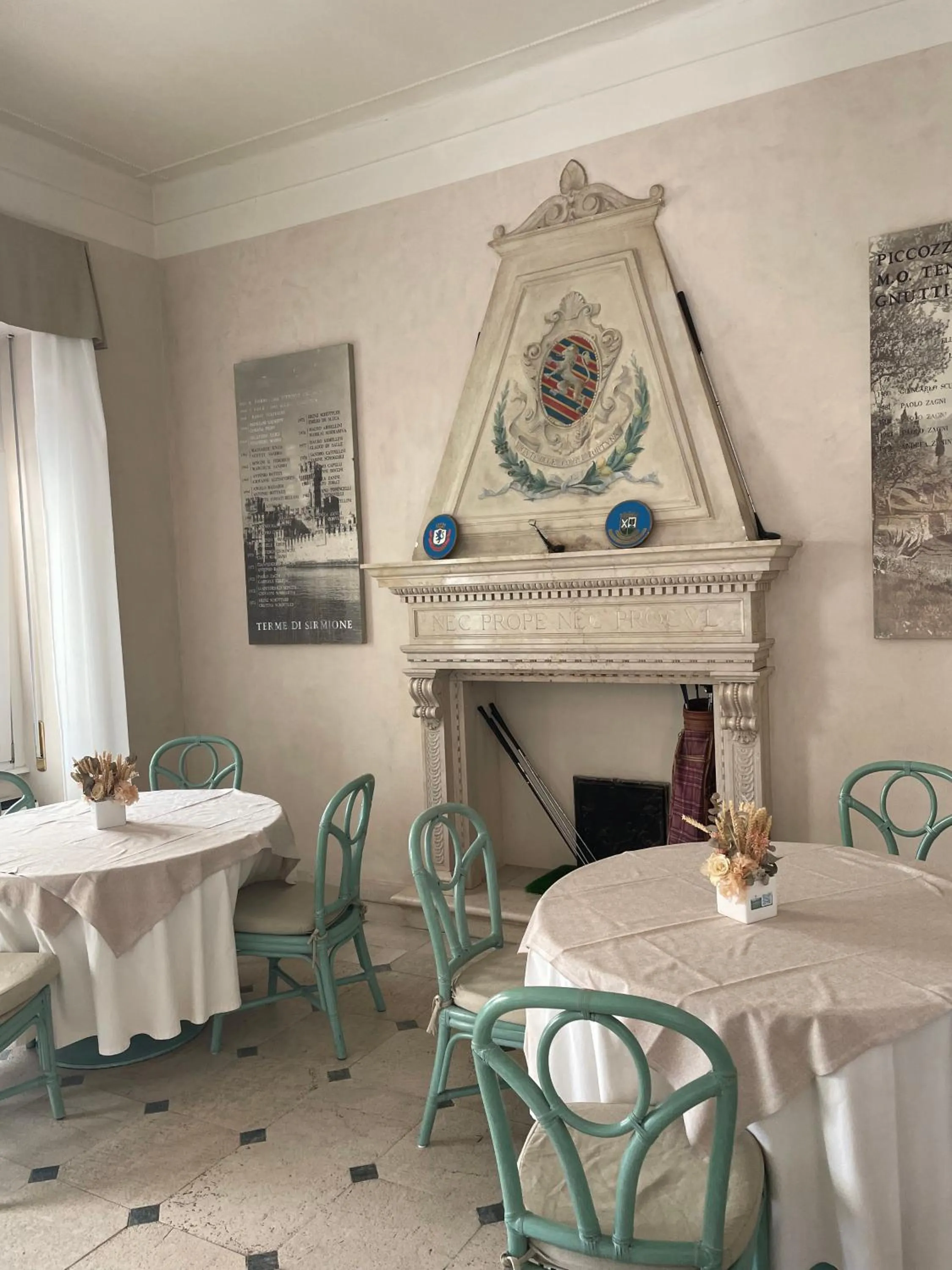 Restaurant/places to eat in Apartments Golf Bogliaco