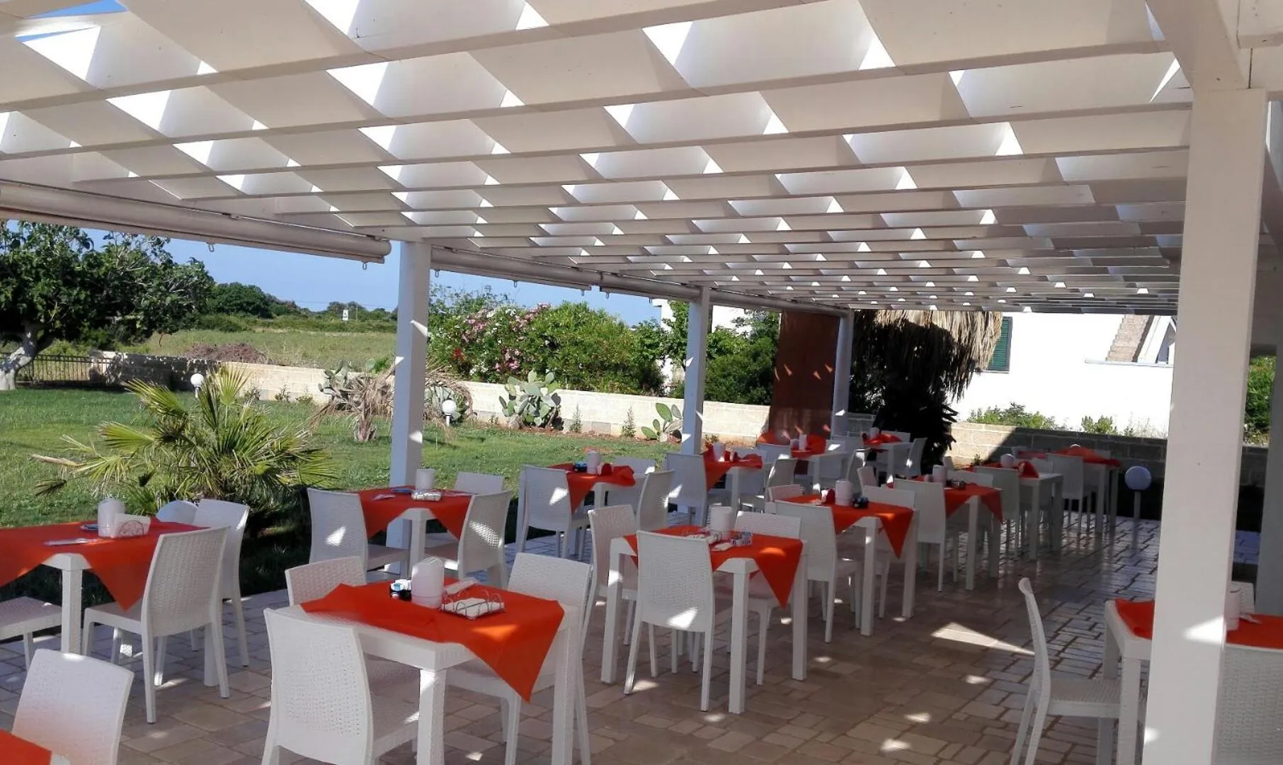 Garden view in Samanà B&B