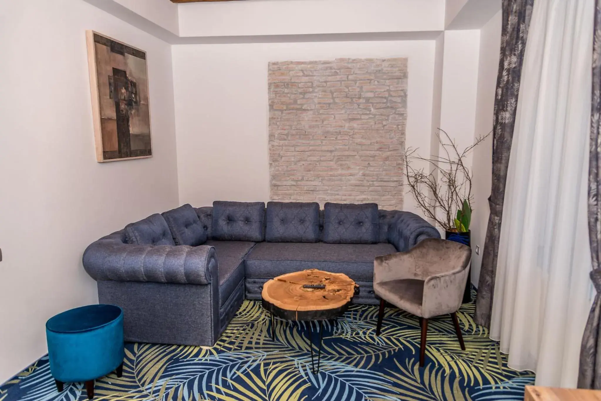 Deluxe Suite in ART Hotel Deluxe Suite in ART Hotel