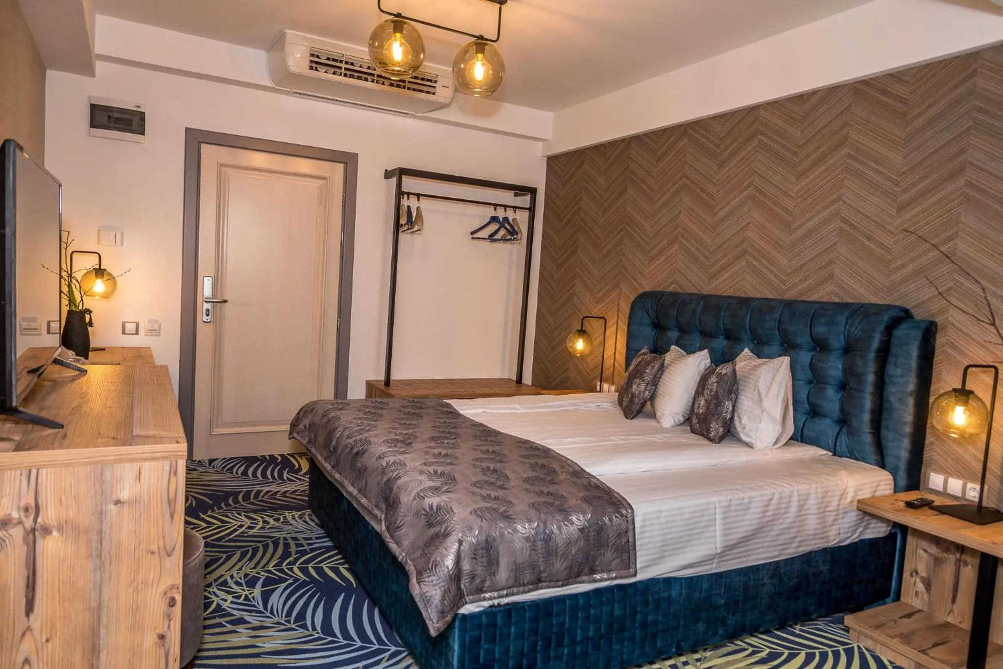 Photo of the whole room, Bed in ART Hotel