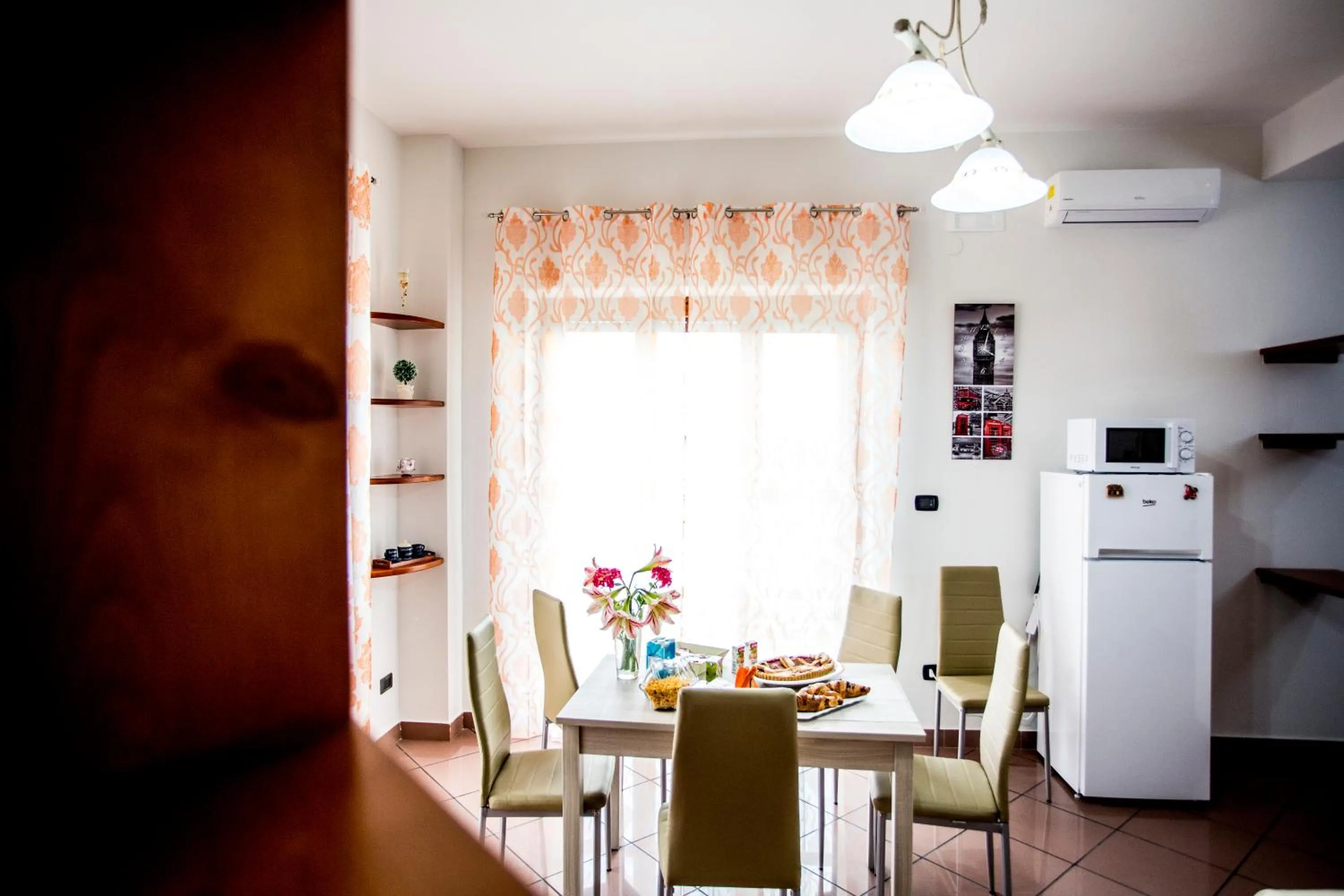Dining area in B&B L'Aurora CAPUA