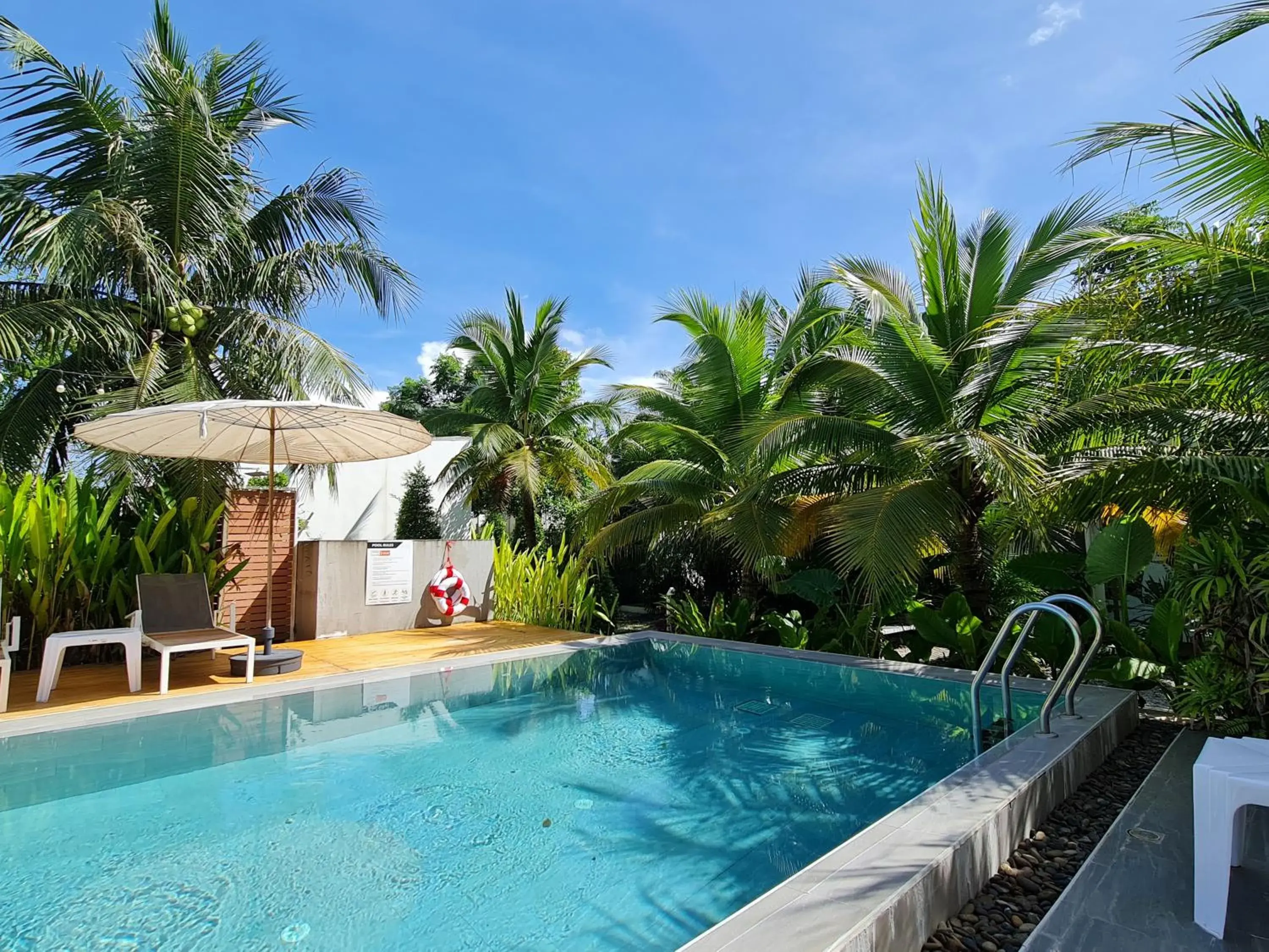 Swimming pool in MEET Boutique Resort Swimming pool in MEET Boutique Resort