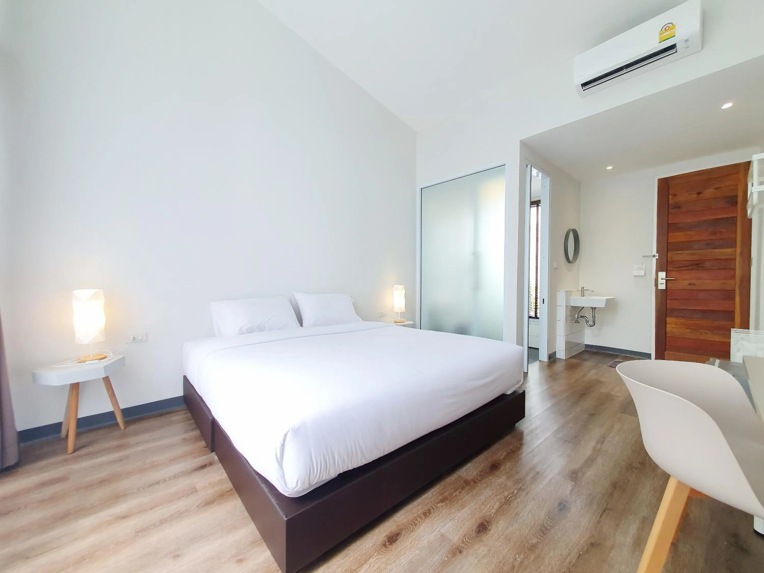 Photo of the whole room, Bed in MEET Boutique Resort