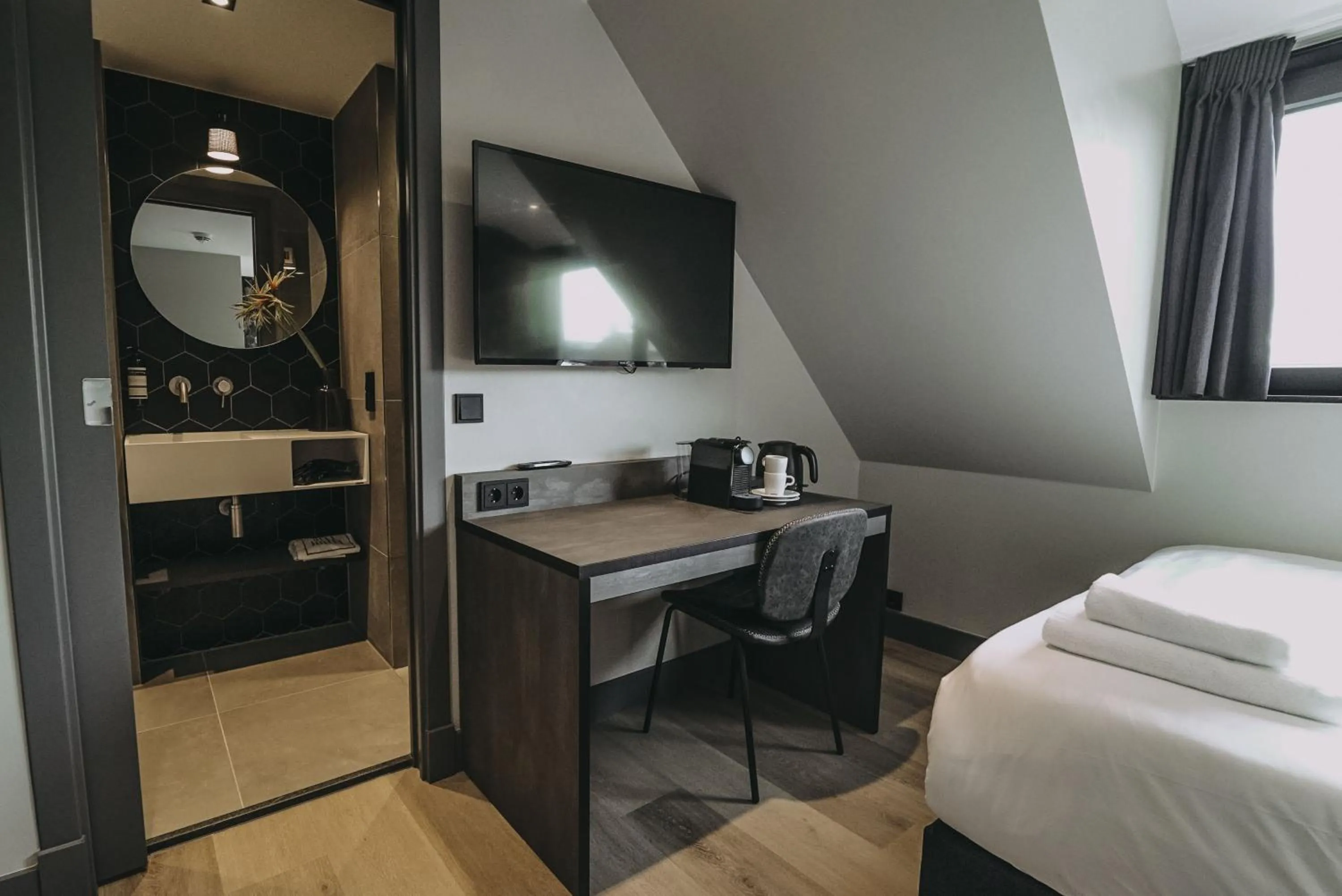 Bed in Hotel Bell