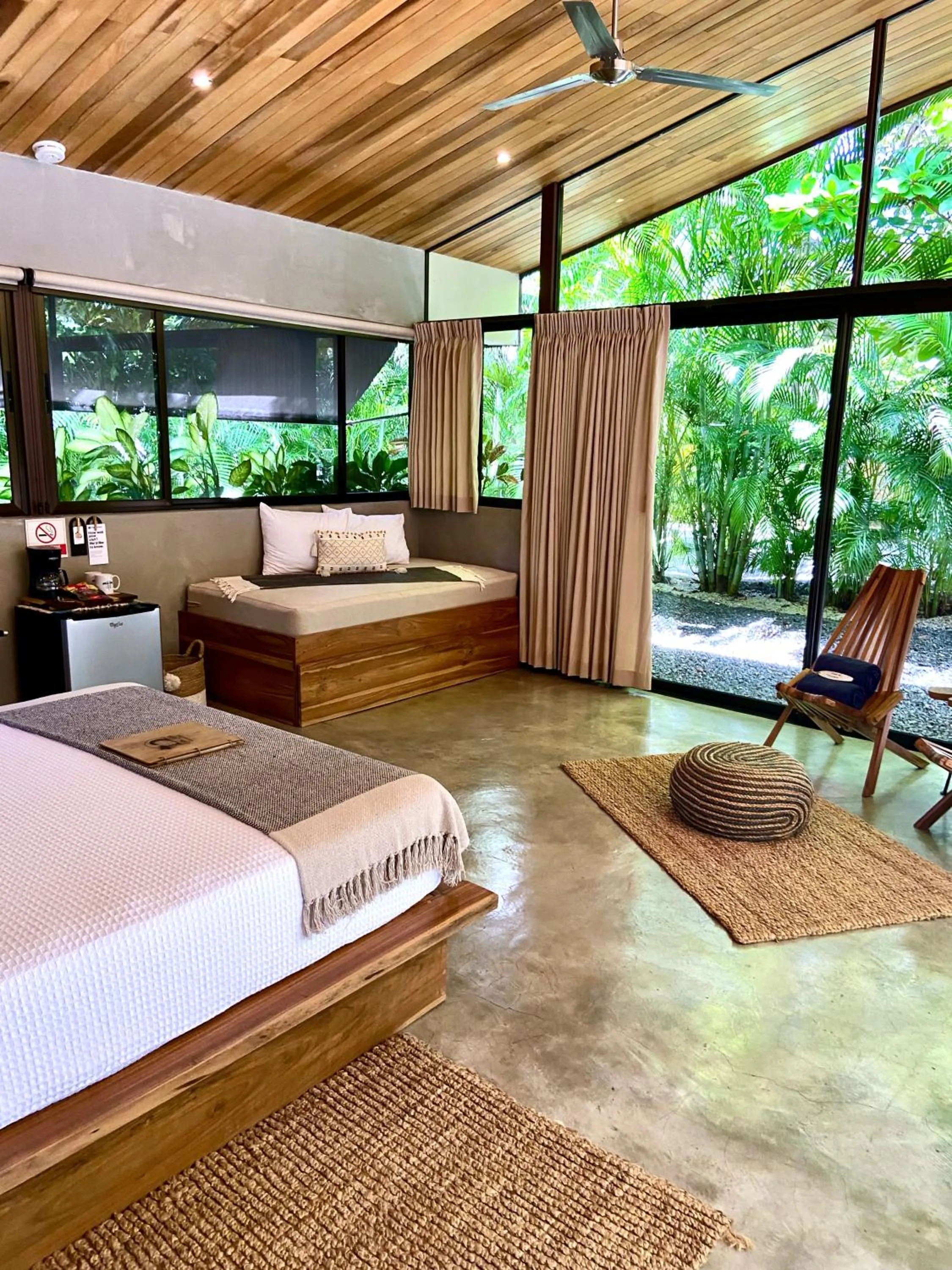 Bedroom, Bed in Villas Kalei