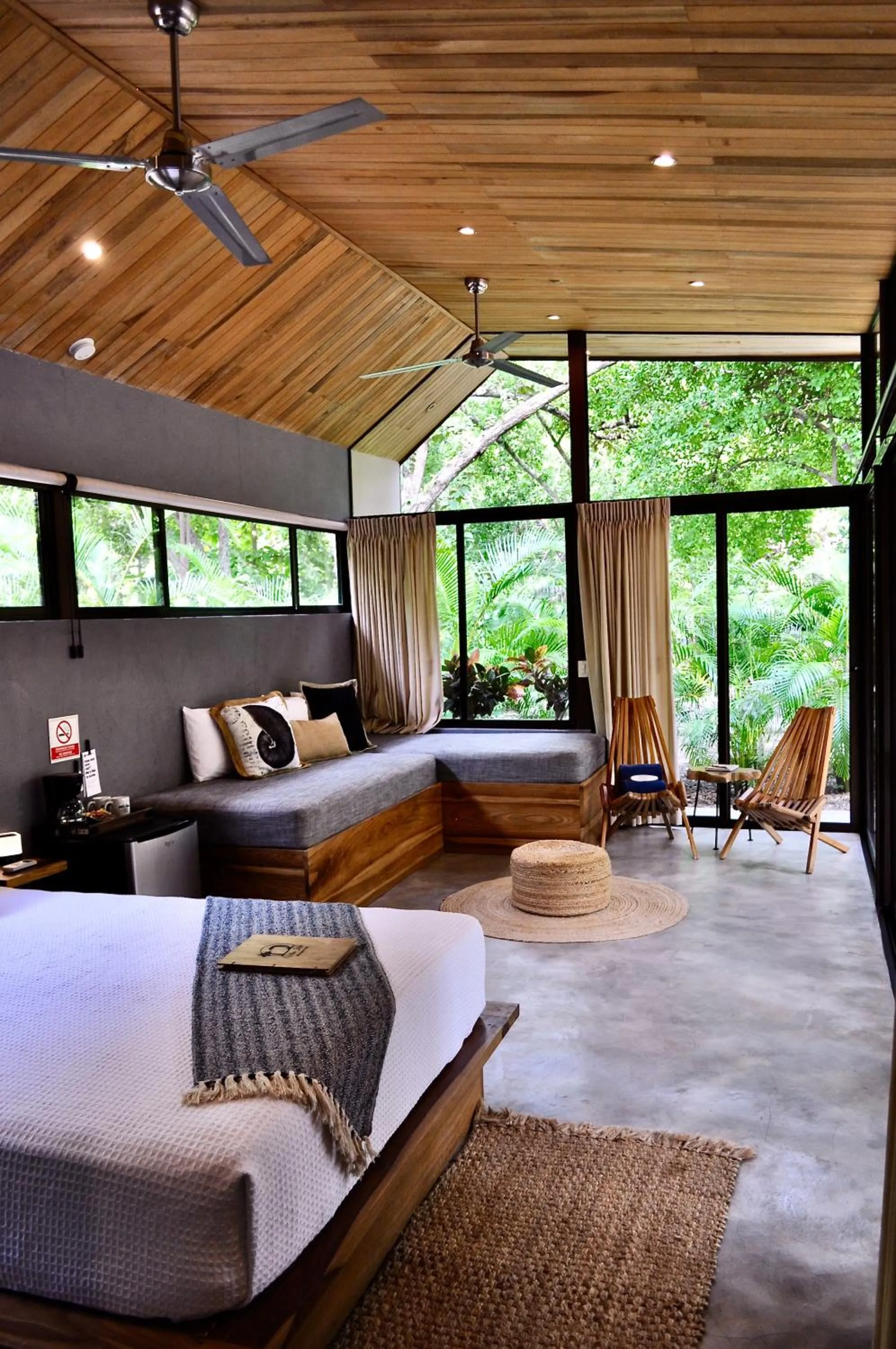 Bedroom, Bed in Villas Kalei