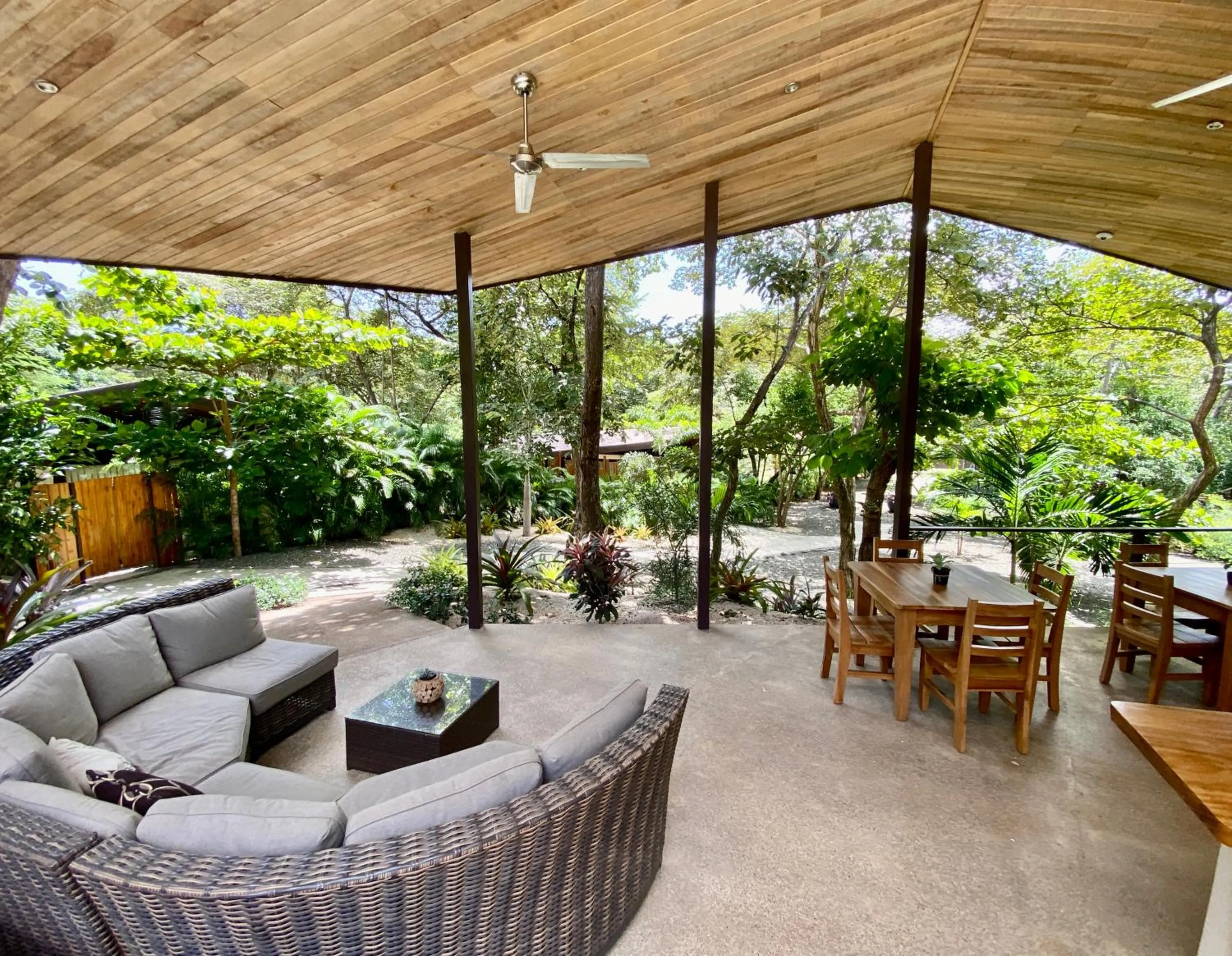 Seating area in Villas Kalei