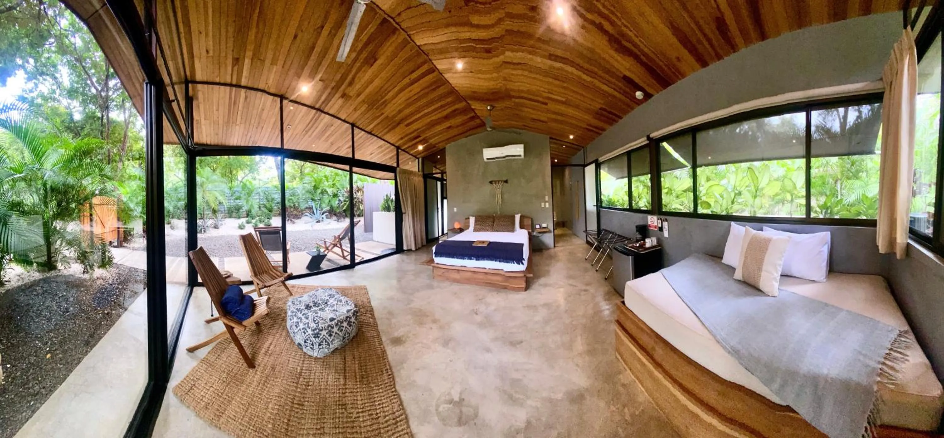 Balcony/Terrace, Bed in Villas Kalei