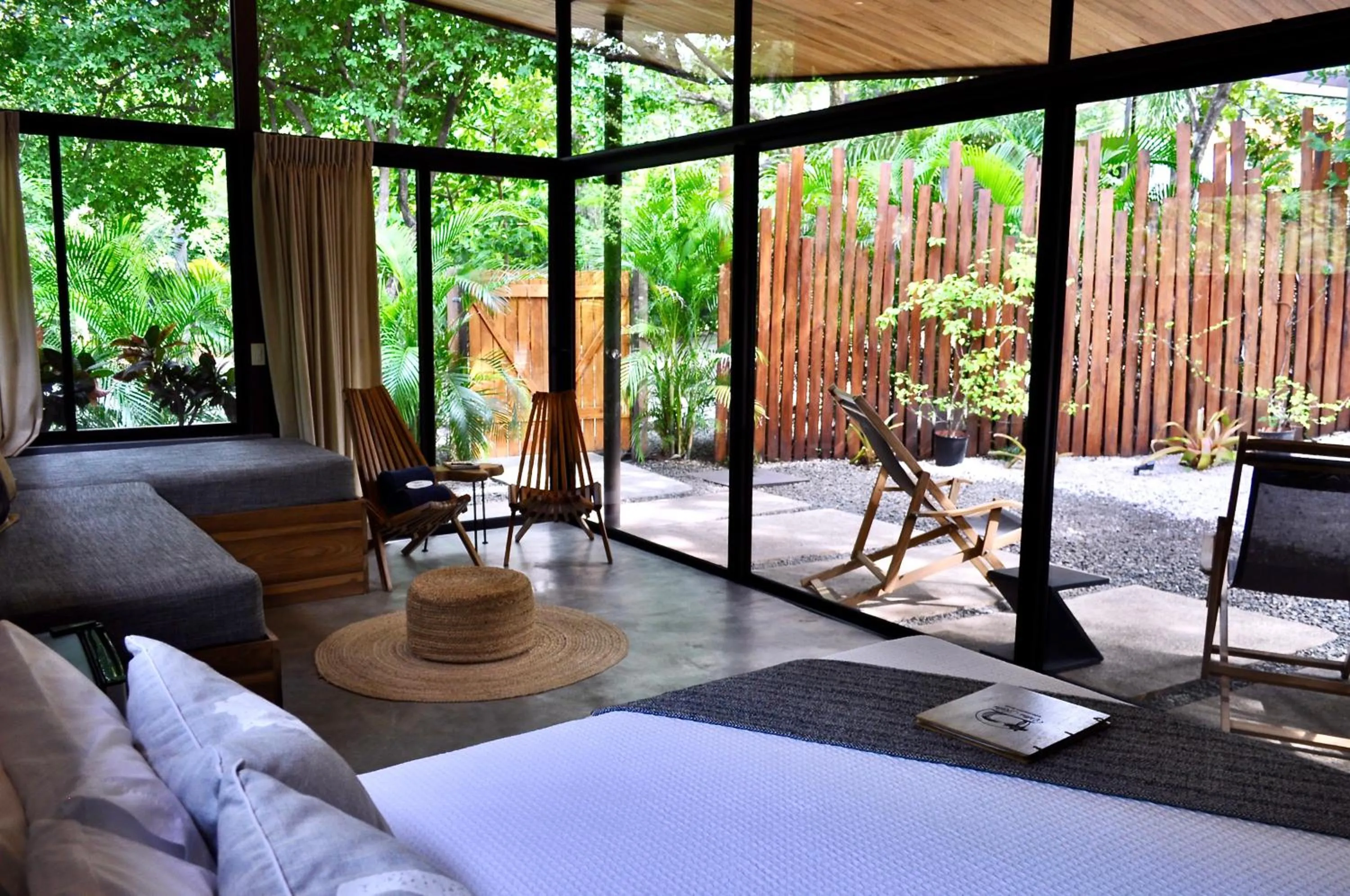 Balcony/Terrace, Bed in Villas Kalei