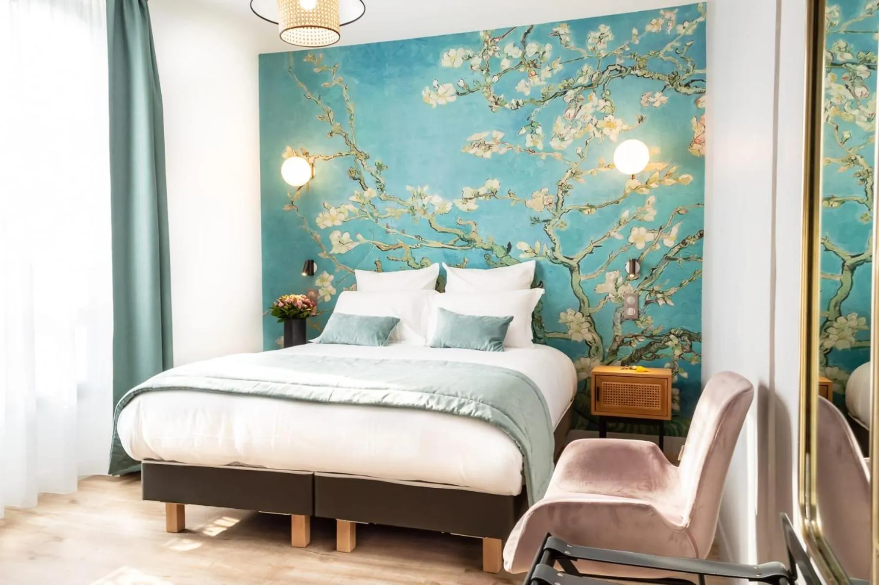 Bed in Hotel des Iris