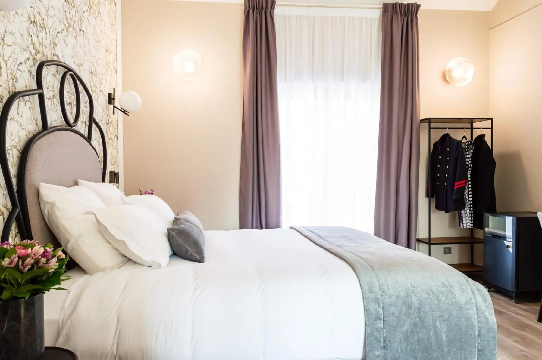 Bed in Hotel des Iris