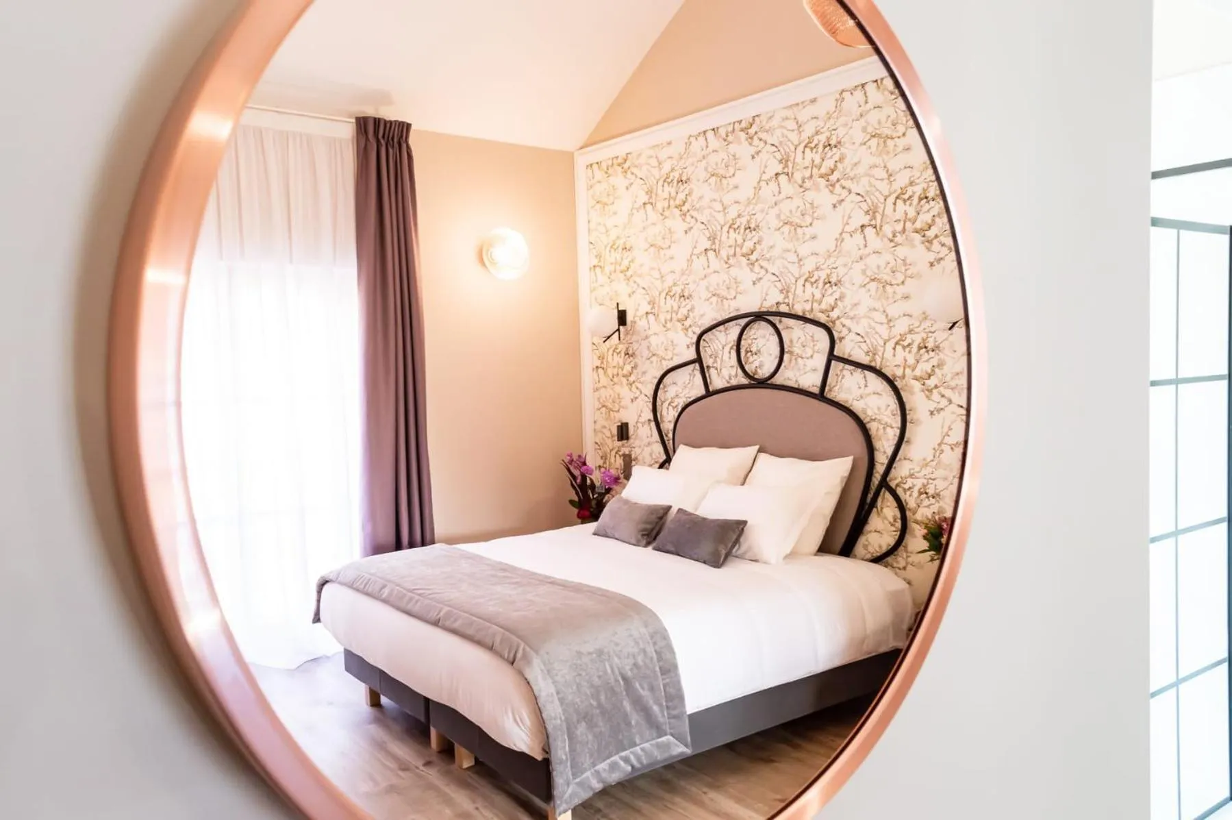 Bed in Hotel des Iris