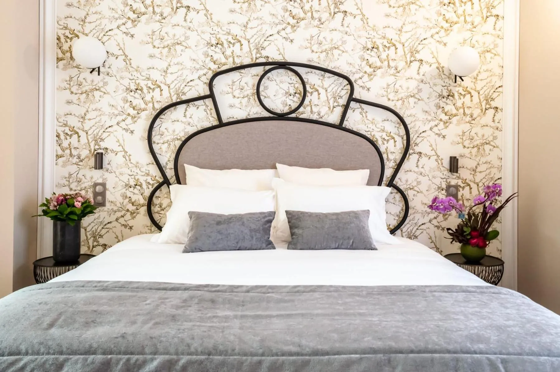 Bed in Hotel des Iris