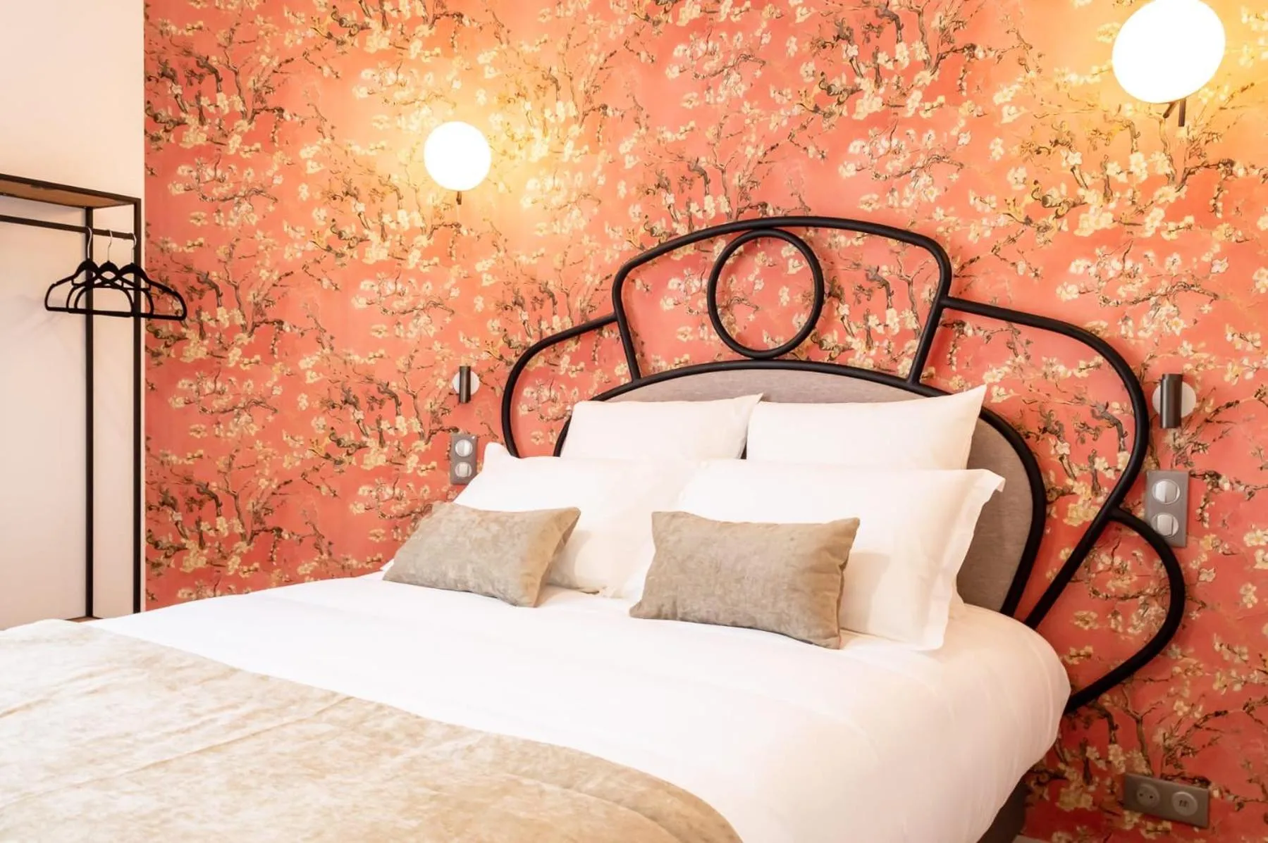 Bed in Hotel des Iris