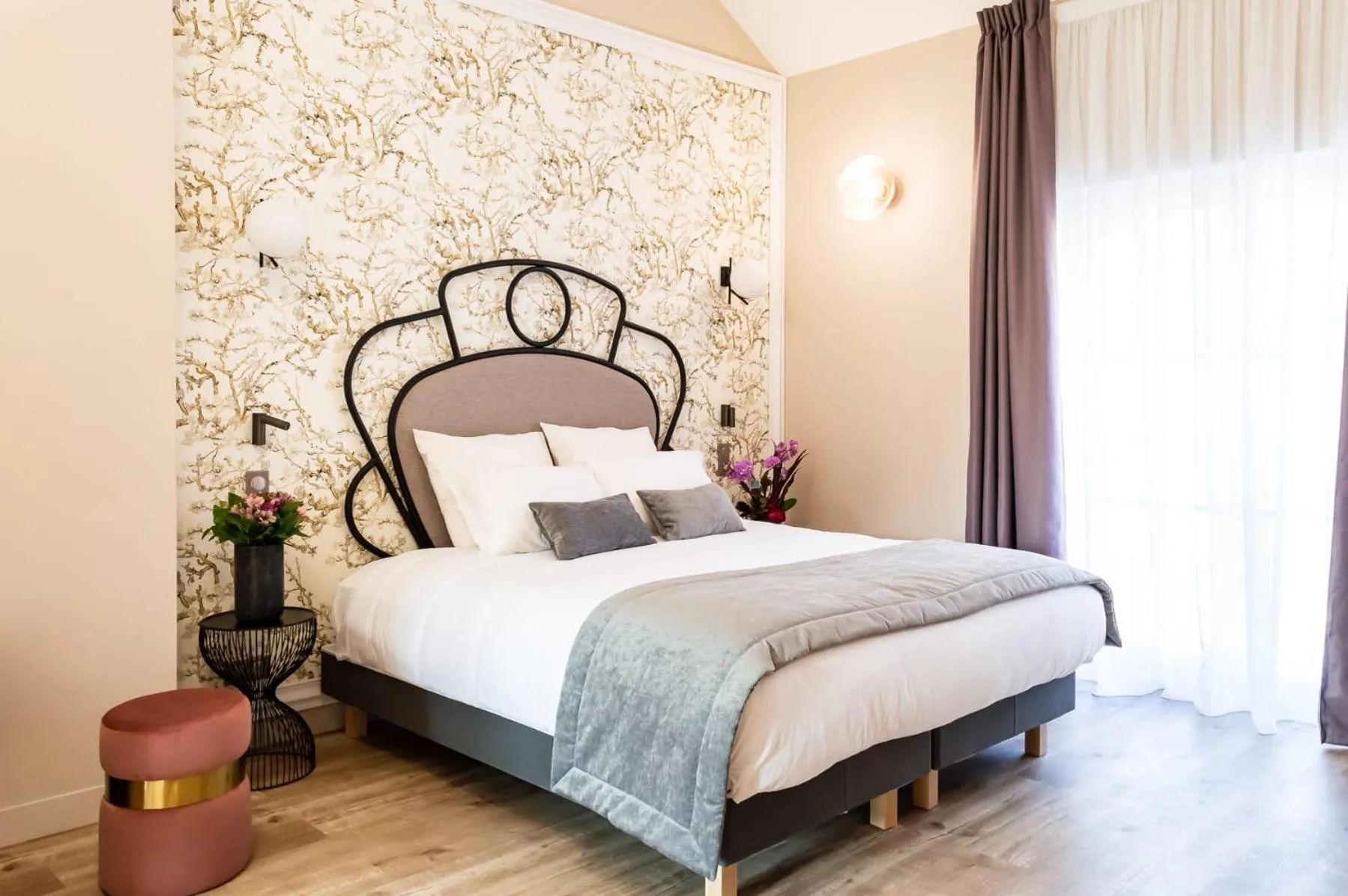 Bed in Hotel des Iris