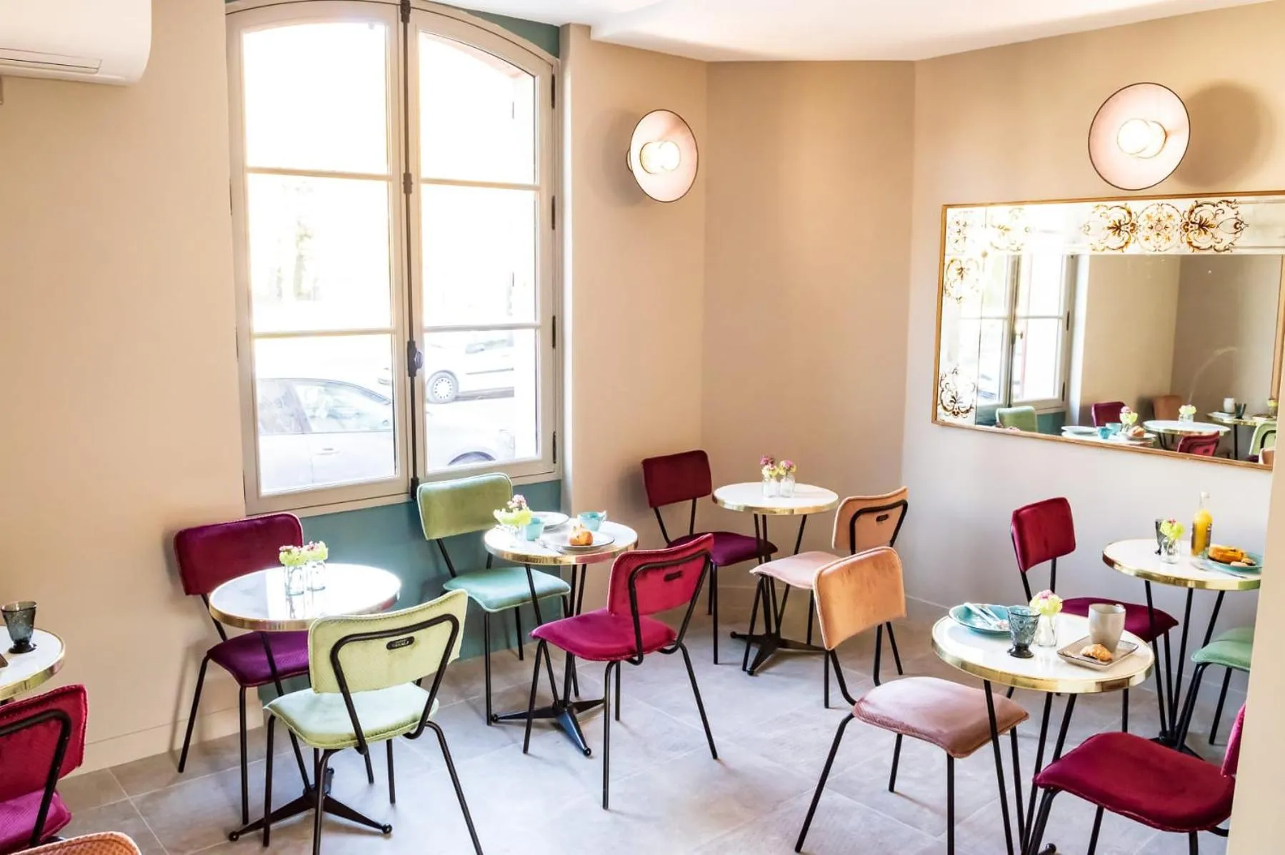 Breakfast in Hotel des Iris