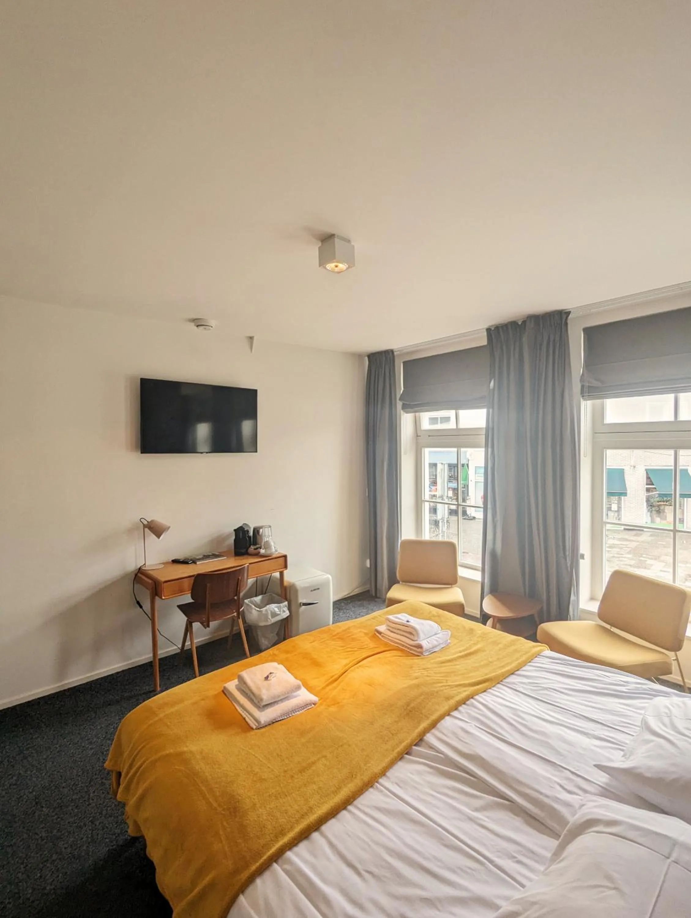 Coffee/tea facilities, Bed in OTTO Boutique Hotel